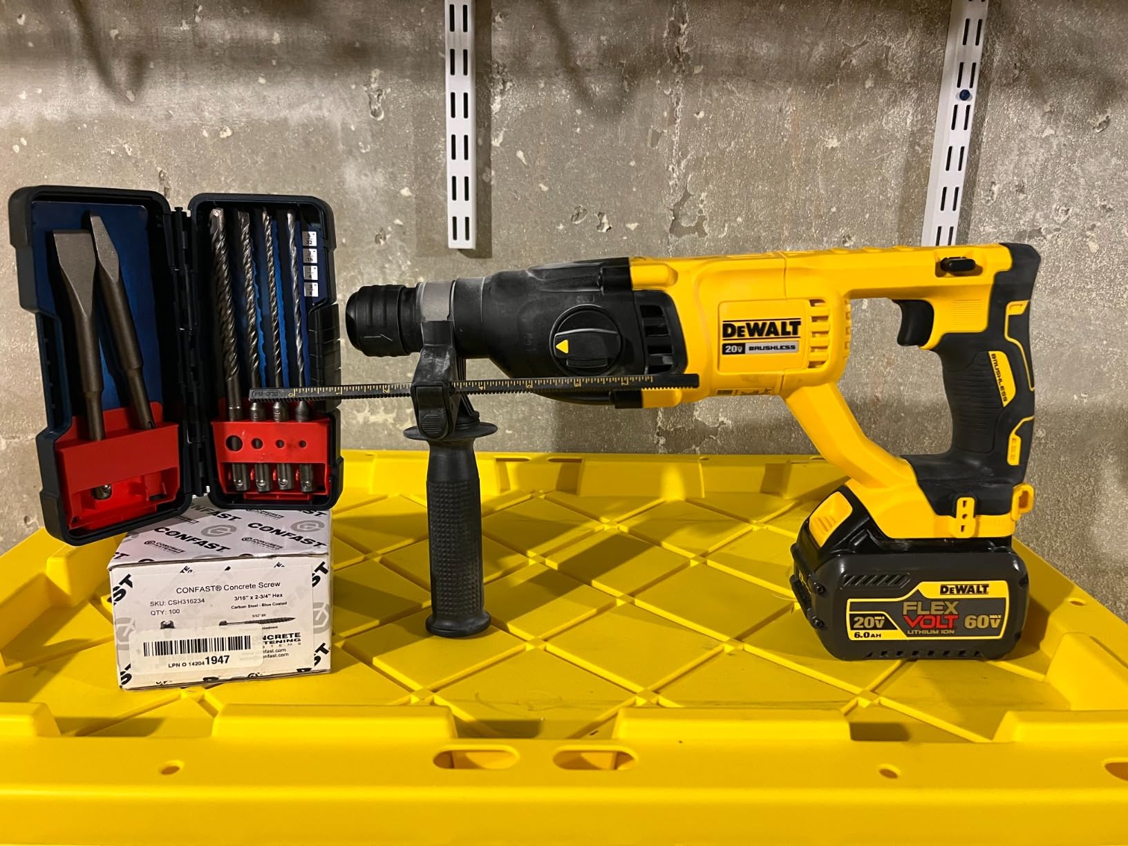 DEWALT 20V MAX SDS Plus 1 Inch Cordless Rotary Hammer with D-Handle, Bare Tool Only (DCH133B) customer photo 1