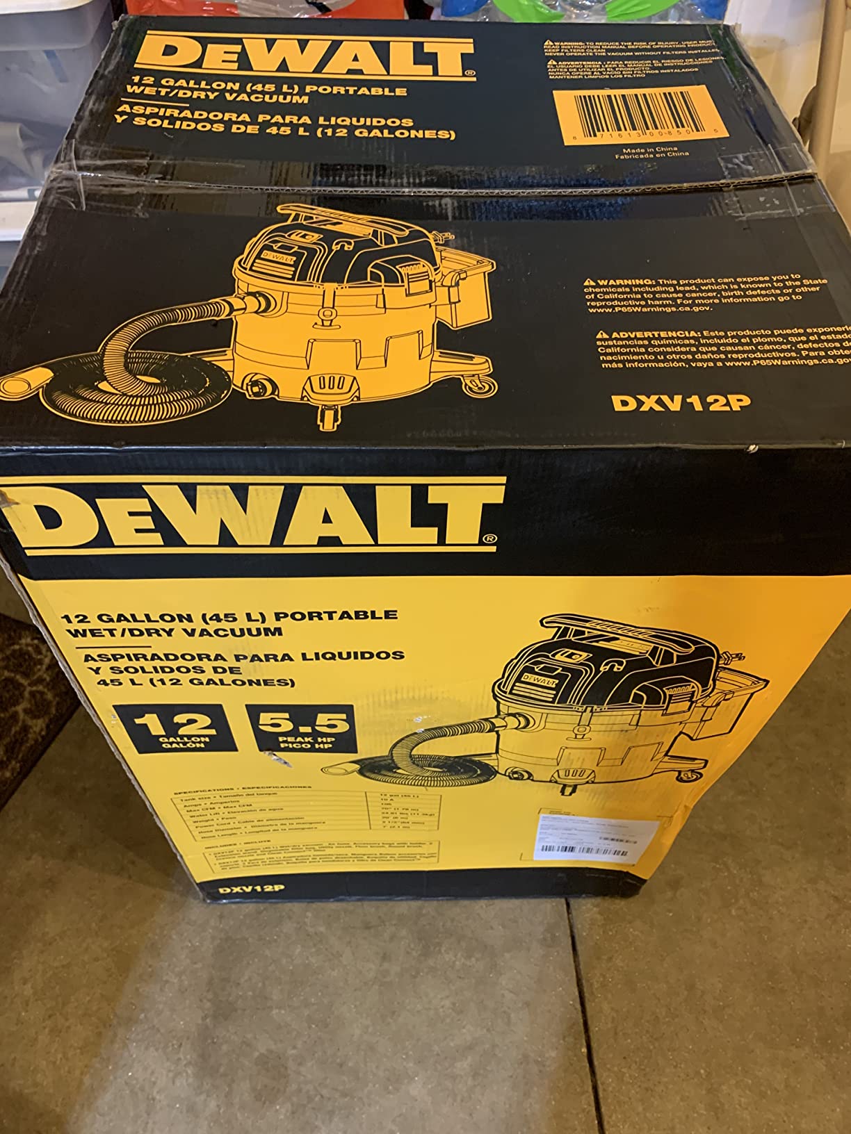 DEWALT 12 Gallon Poly Wet/Dry Vac, 5.5 HP Shop Vacuum Wet Vacuum Cleaner for Workshop, Jobsite, Commercial Area, Large Pick-Up Capacity, DXV12P customer photo 1