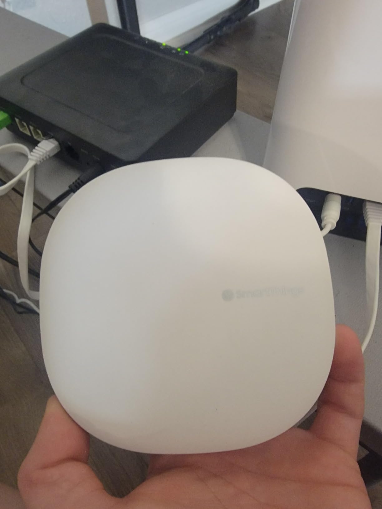 Samsung SmartThings Hub 3rd Generation Smart Home Automation Hub - Alexa Google Home Compatible - Zigbee, Z-Wave, Cloud to Cloud Protocols - White customer photo 1