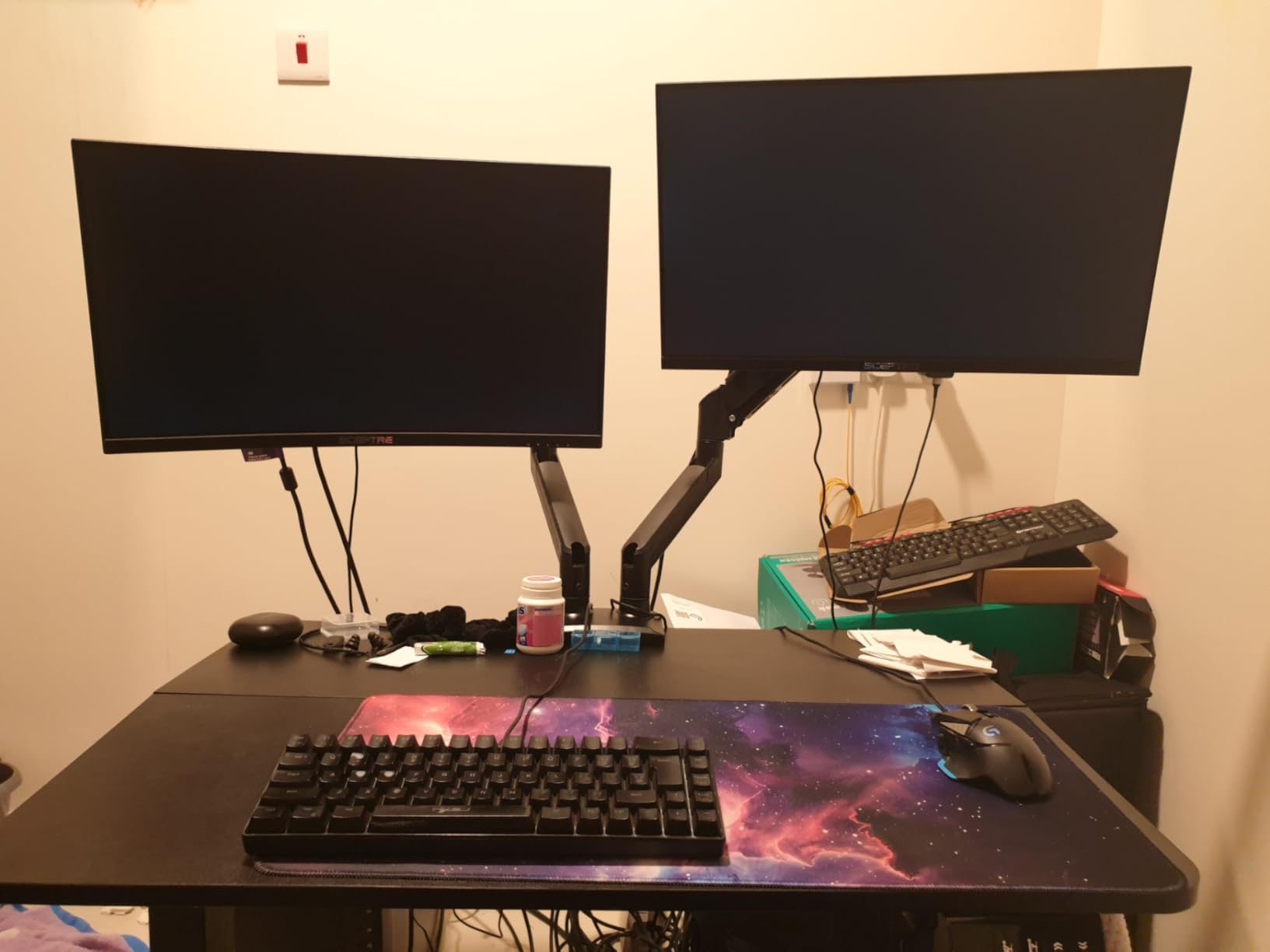 WALI Heavy Duty Monitor Arm for 13-49 inch 1000R Curved Screen, up to 44lbs | Ultrawide Monitor Desk Mount, Full Motion with Tilt, Swivel, Rotation, C-Clamp/Grommet Base, VESA 75/100mm (GSM001XL), Black customer photo 1