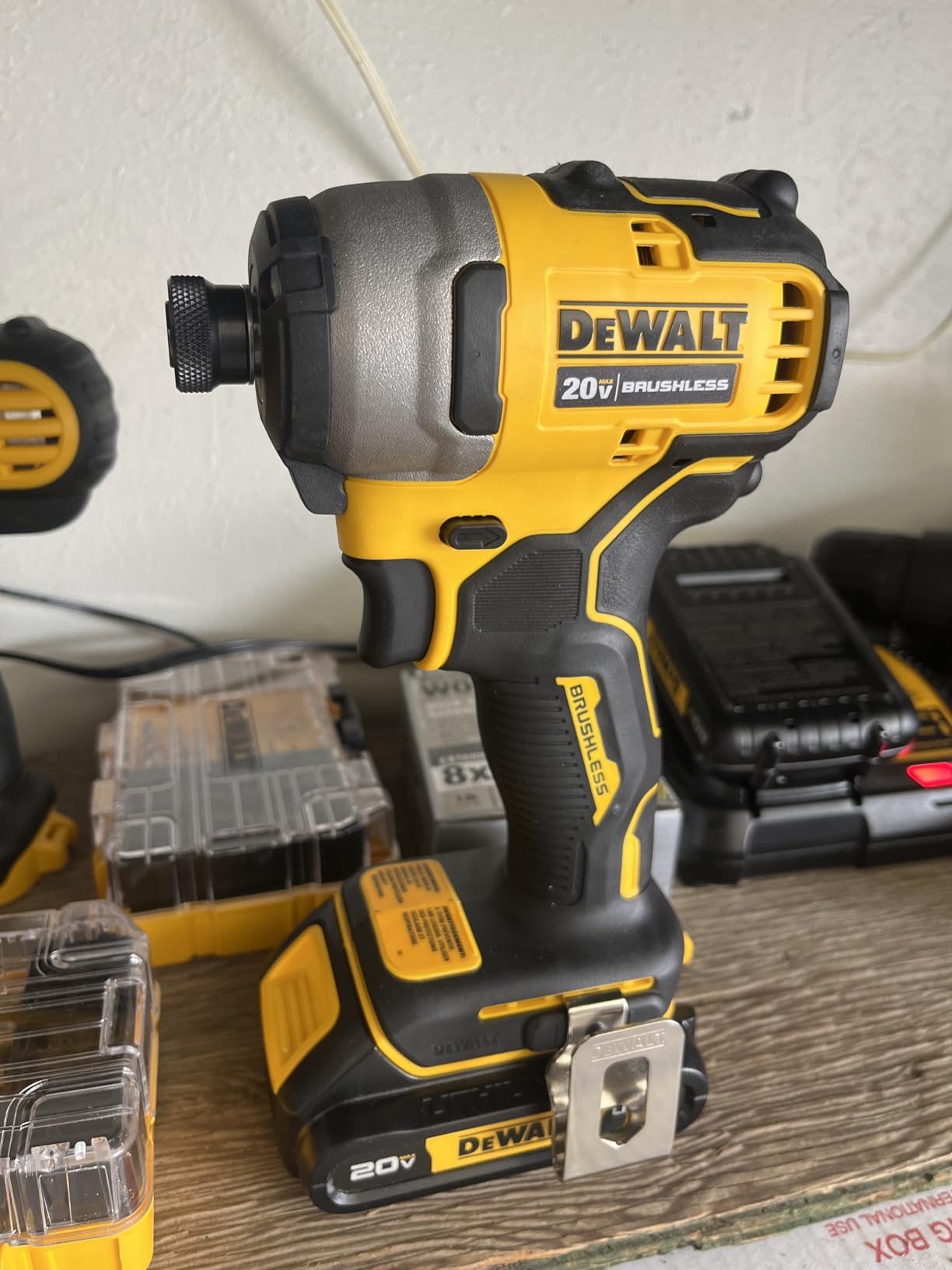 ATOMIC 20V MAX Impact Driver, Cordless, Compact, 1/4-Inch, Tool Only (DCF809B) customer photo 1