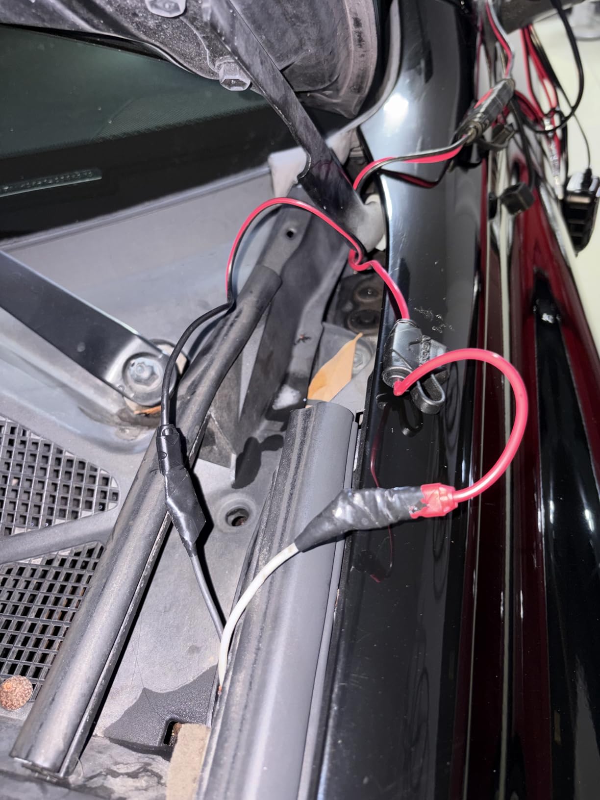 NOCO GENIUS2: 2A 6V/12V Smart Battery Charger - Automatic Maintainer, Trickle Charger & Desulfator with Overcharge Protection & Temperature Compensation - for Lead-Acid & Lithium Batteries customer photo 2