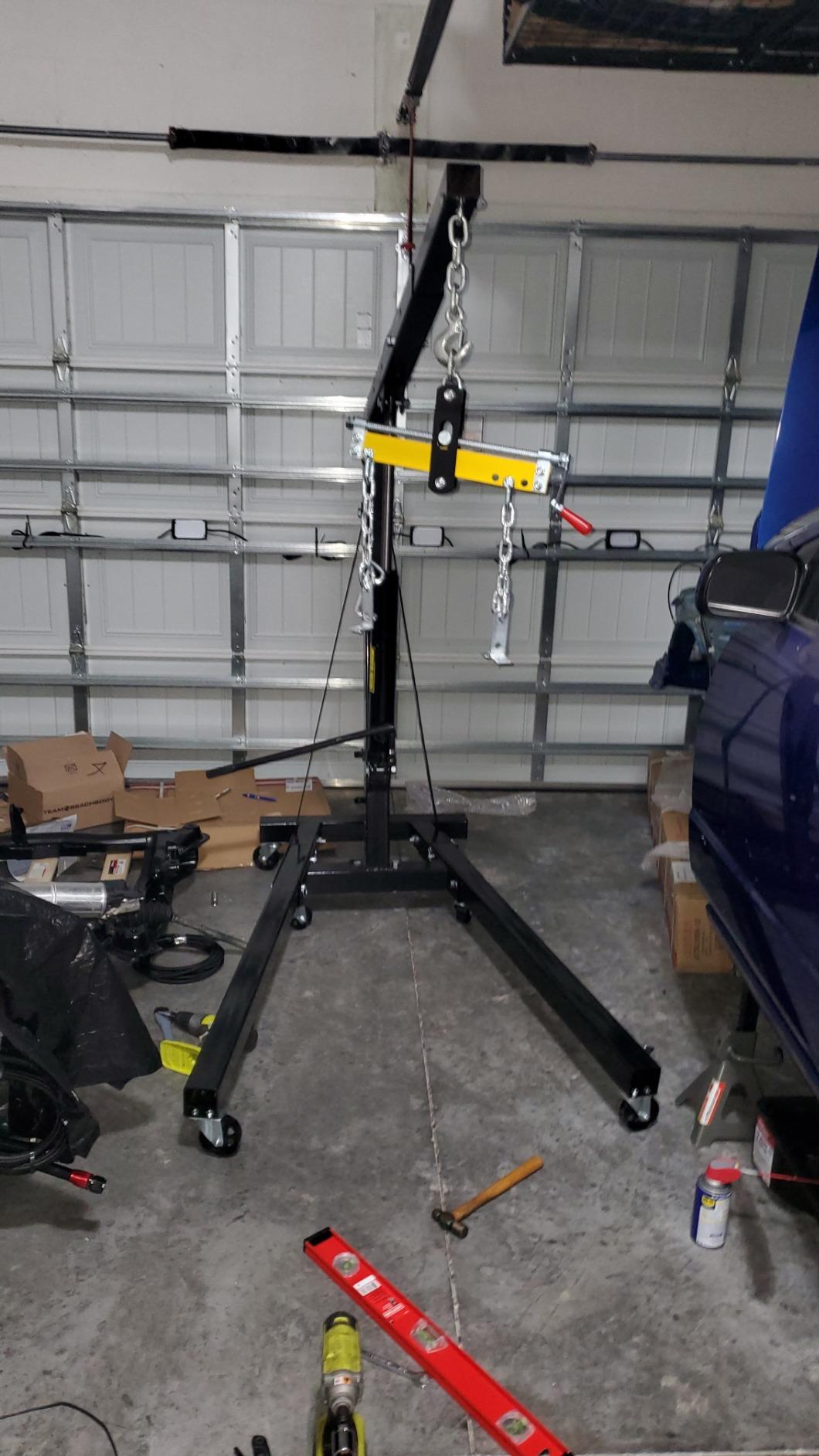 Goplus 2 Ton Folding Engine Lift with 6 Wheels, Heavy Duty Steel Hydraulic Shop Crane, Cherry Picker for Garage, Workshop, 4400 LBS customer photo 3