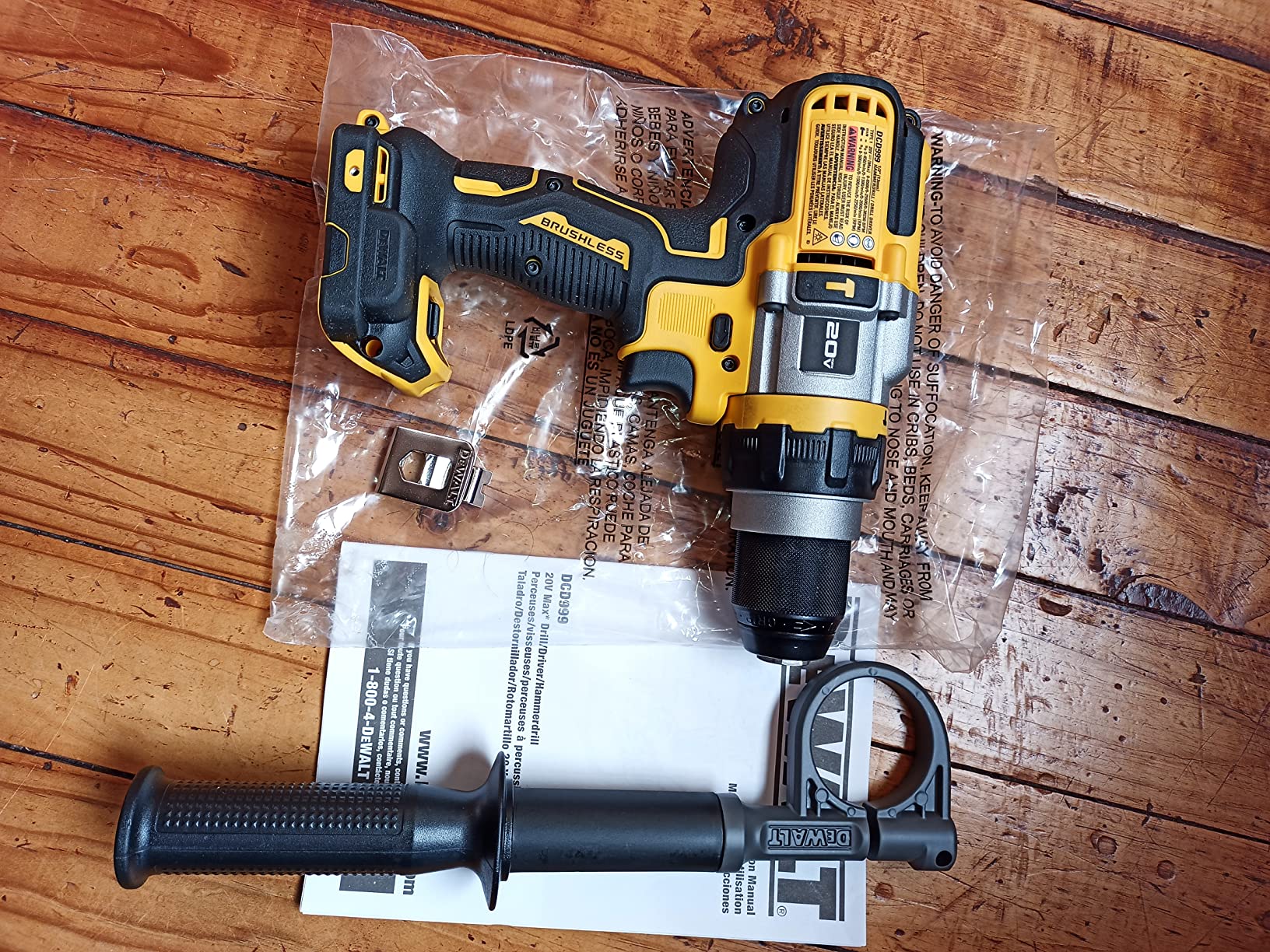 DEWALT FLEXVOLT ADVANTAGE 20V MAX* Hammer Drill, Cordless, 1/2-Inch, Tool Only (DCD999B) customer photo 2