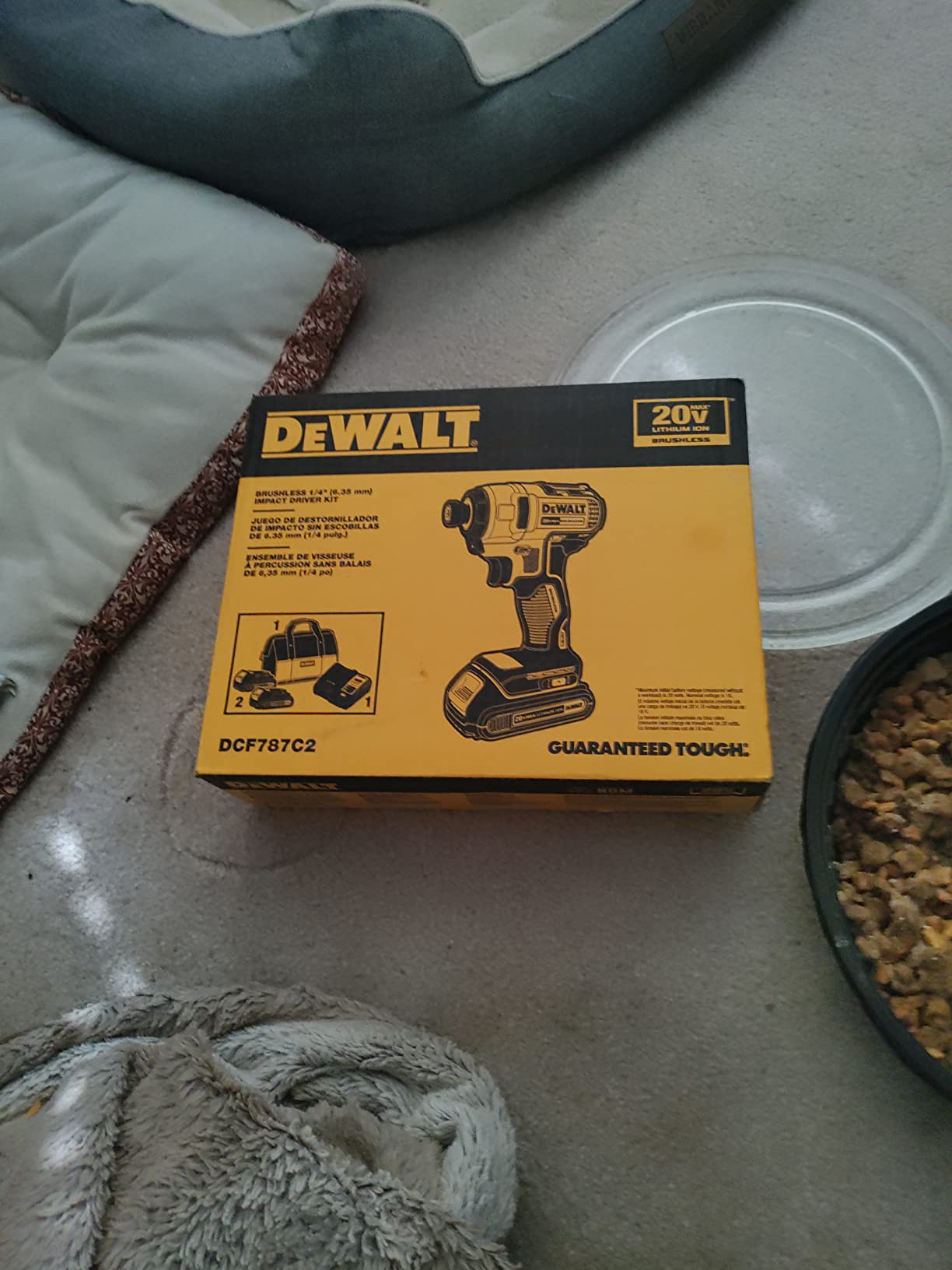 DEWALT 20V MAX Cordless Impact Driver Kit, Brushless, 1/4