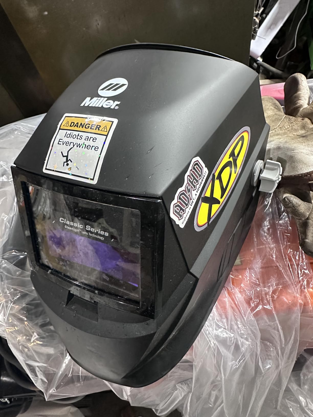 Miller Classic Series Auto-Darkening Welding Helmet - Professional TIG/MIG Welding Mask with ClearLight Technology customer photo 1