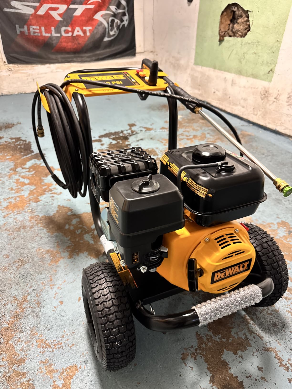 DeWalt 3300 PSI Gas Pressure Washer, 2.4 GPM, Residential Model DXPW3300-S | Gas Power Washer For Homeowners. AAA Axial Cam Pump, 25' Hose, 5 Nozzles, Ergonomic Spray Gun. 49-State Compliant. DXPW3300-S customer photo 2