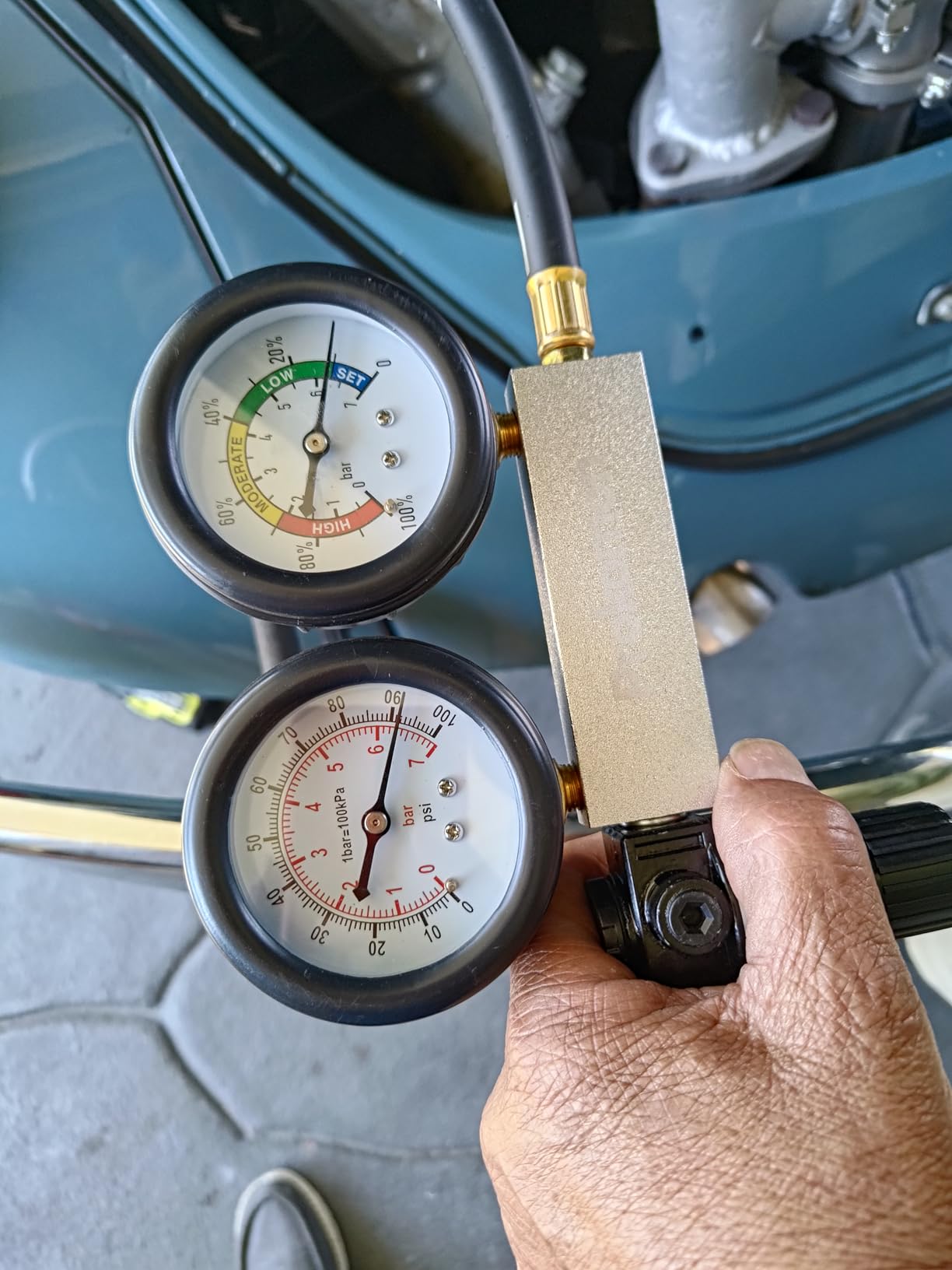 Engine Cylinder Leak Down Tester Kit; Gasoline Engine Leakdown Tester Kit with Extension Rod; Cylinder Leakage Tester Set for Pressure Check and Leakage Rate Test customer photo 1
