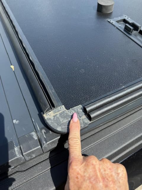 Tutel Hard Shell Folding Truck Bed Tonneau Cover | Fits 2015-2026 Ford F150 5'5