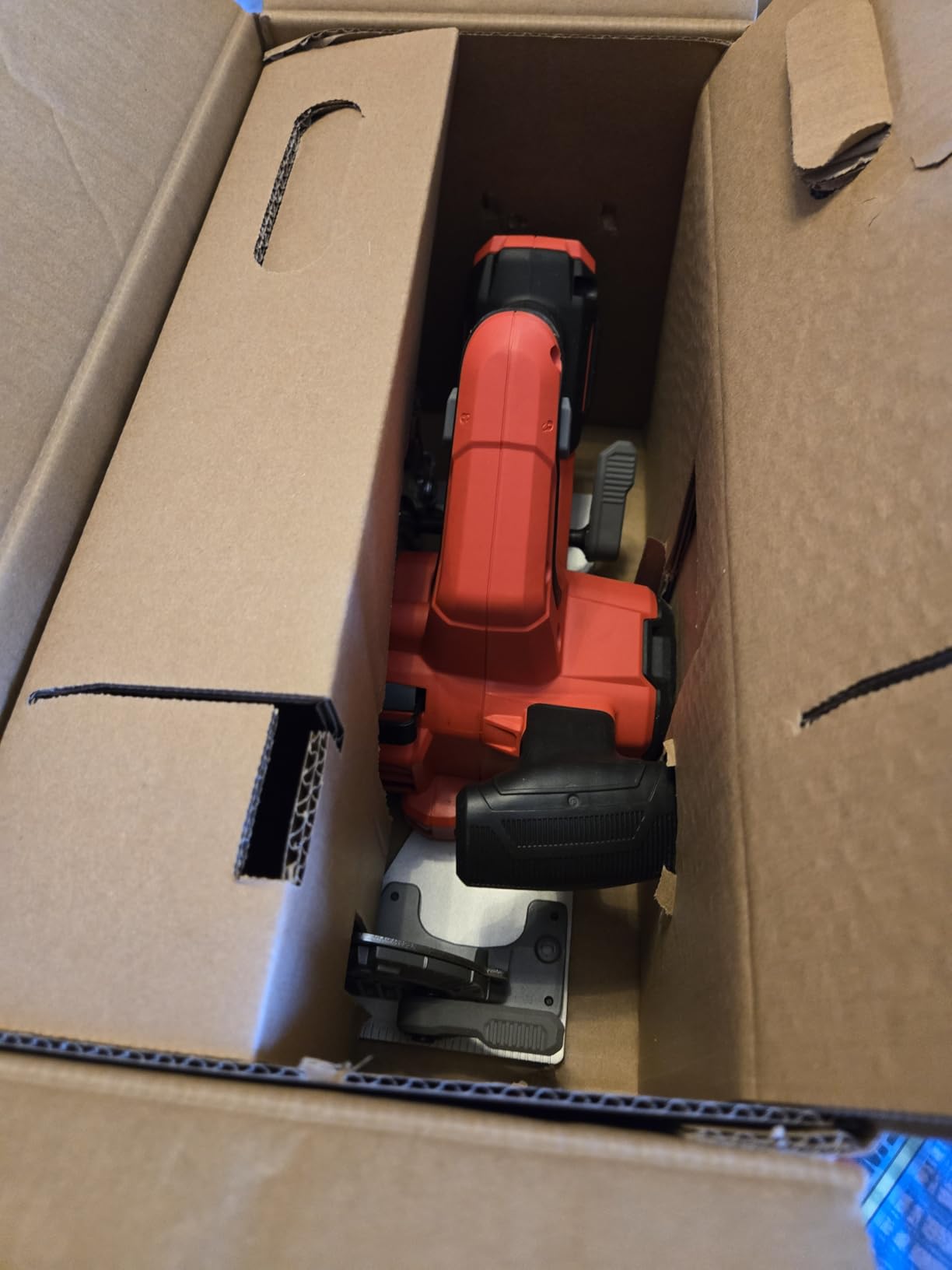 CRAFTSMAN V20 RP Cordless Circular Saw, 7-1/4 inch, Bare Tool Only (CMCS551B) customer photo 1