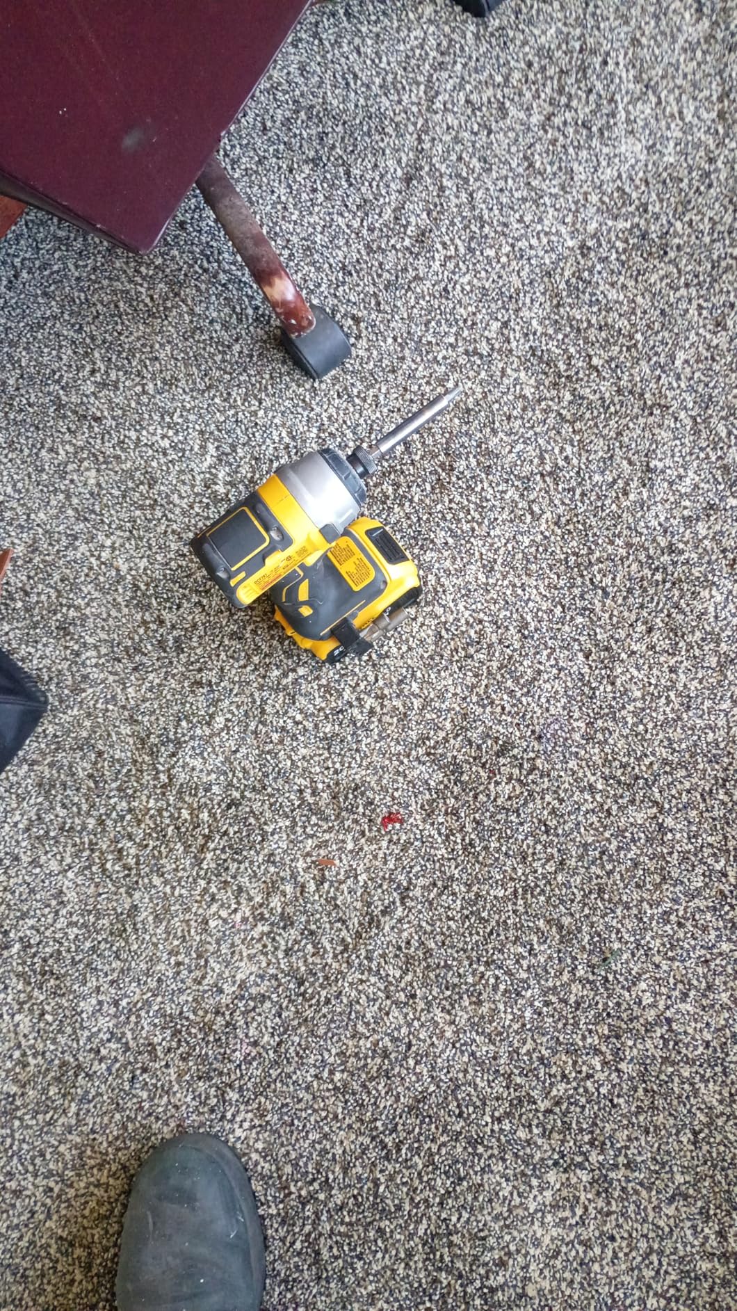 20V MAX Impact Driver, 1/4 Inch, Battery and Charger Included (DCF787D1) customer photo 2