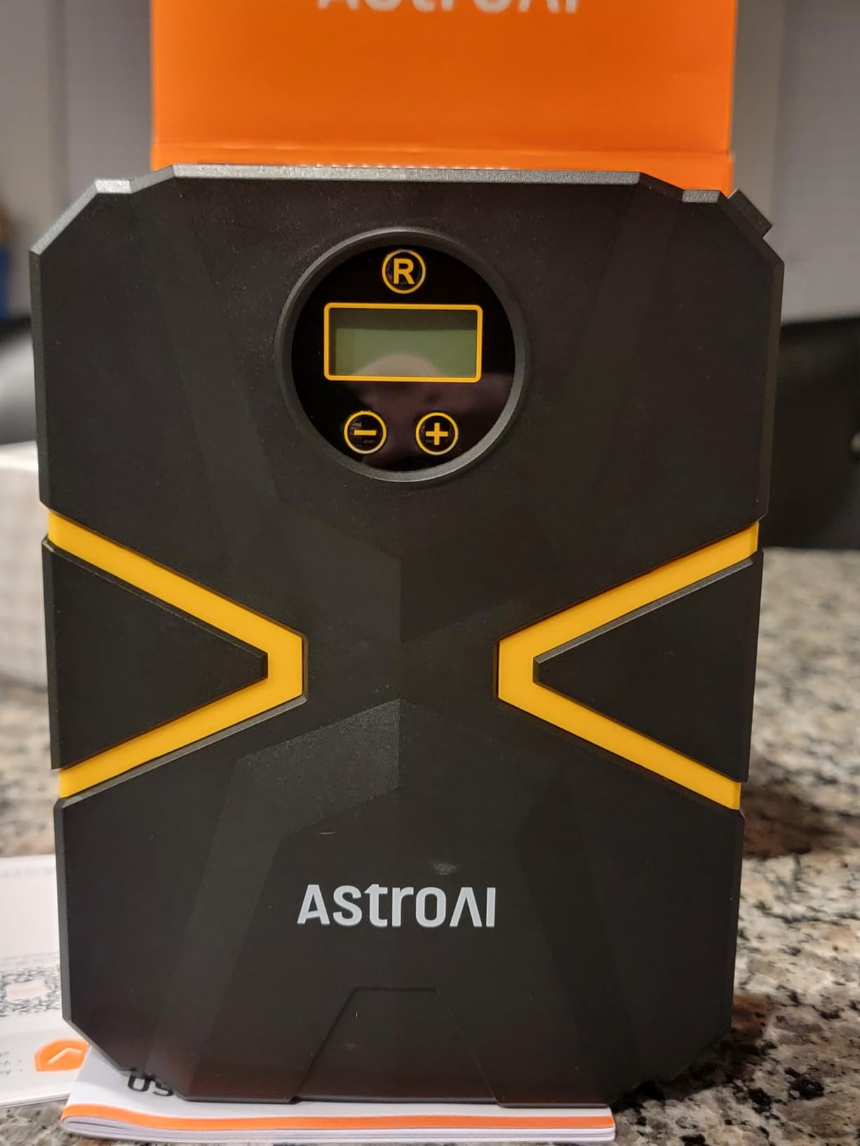 AstroAI S1 Tire Inflator Portable Air Compressor 12V DC, Digital Car Tire Pump 150 PSI, Preset Tire Pressure & Auto Shutoff, Electric Air Pump for Car Tires, Motorcycles, Bicycles, Other Inflatables customer photo 2