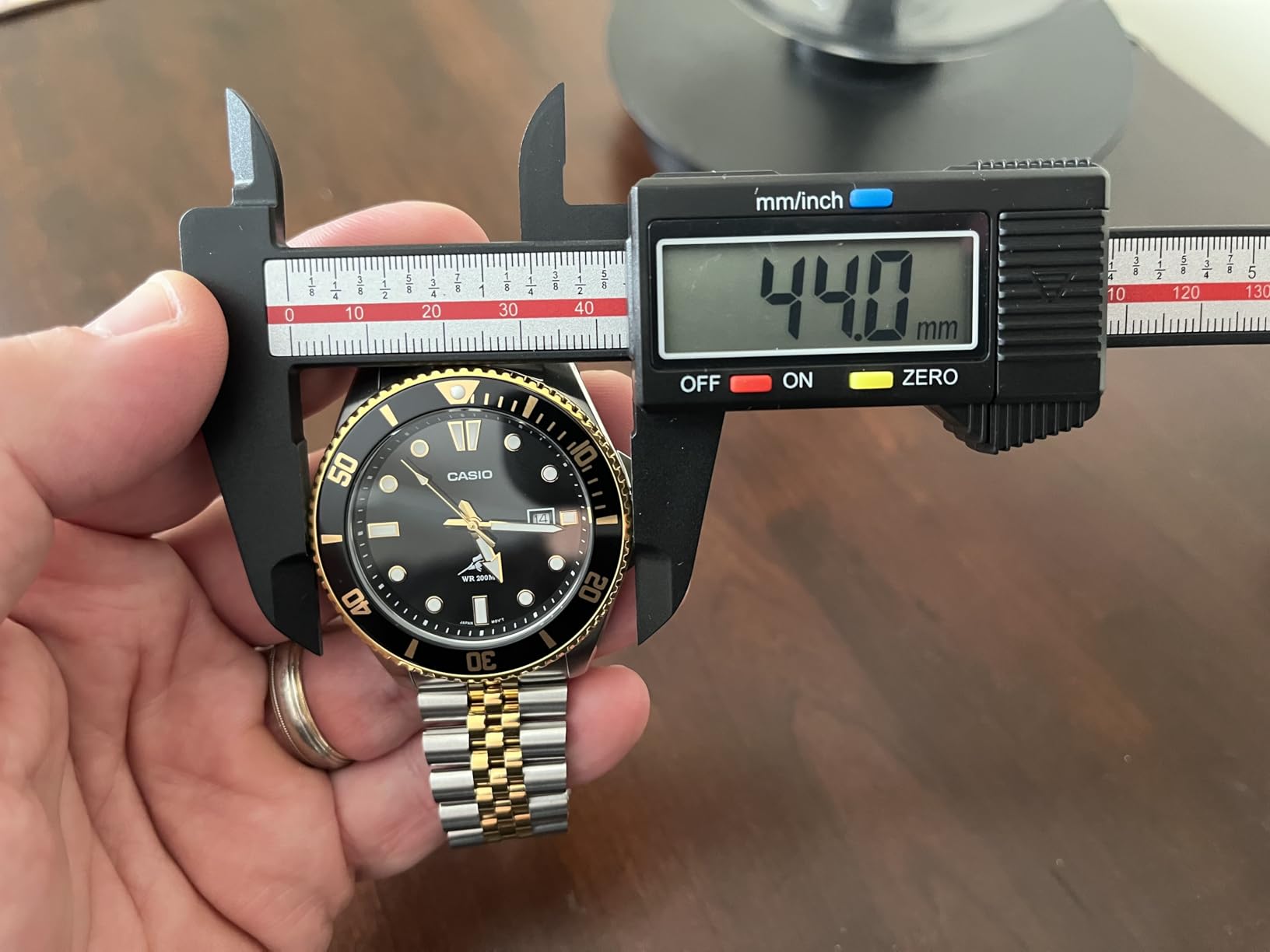 Digital Caliper, Esydon Upgraded Calipers 6 inch, Measuring Tool, Electronic Ruler, with Large LCD Screen, Auto-Off Feature customer photo 1