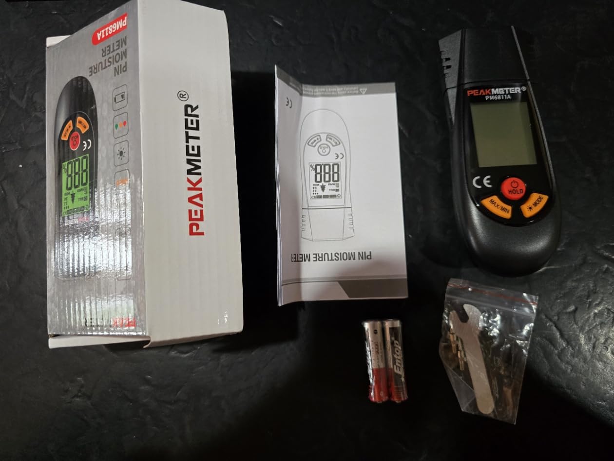 Wood Moisture Meter, with battery and LCD display, suitable for quick determination of moisture content of many types of logs, paper, plywood, plaster walls, floor coverings, etc. customer photo 1