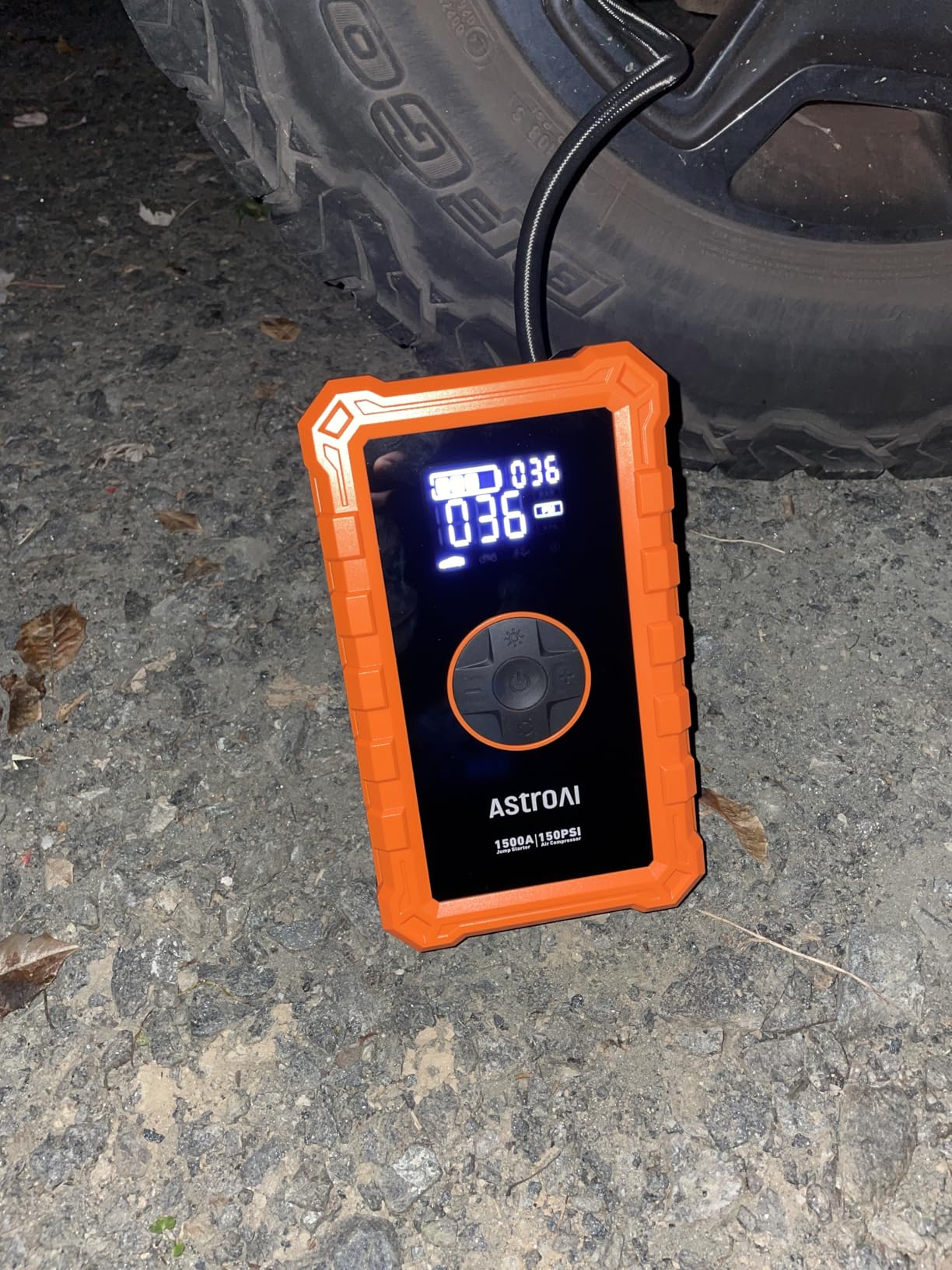 AstroAI S8 Air Jump Starter with Air Compressor, 3000A Peak Car Battery Jump Starter Portable (9.0 Gas/6.5L Diesel) with 150PSI Cordless Auto-Shutoff Tire Inflator, 12V Battery Charger Booster customer photo 1