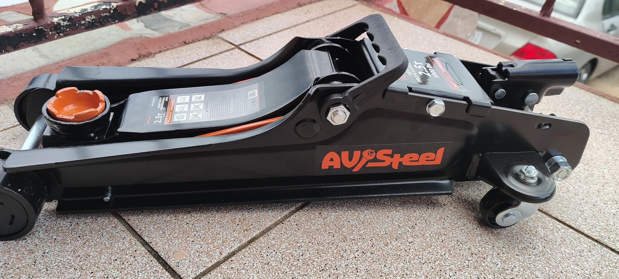 AV Steel Floor Jack 2.5 Ton (5500 lbs), Low Profile Floor Jack with Single Piston Pump, Heavy Duty Steel Hydraulic Jack for Car, Lifting Range 3.4