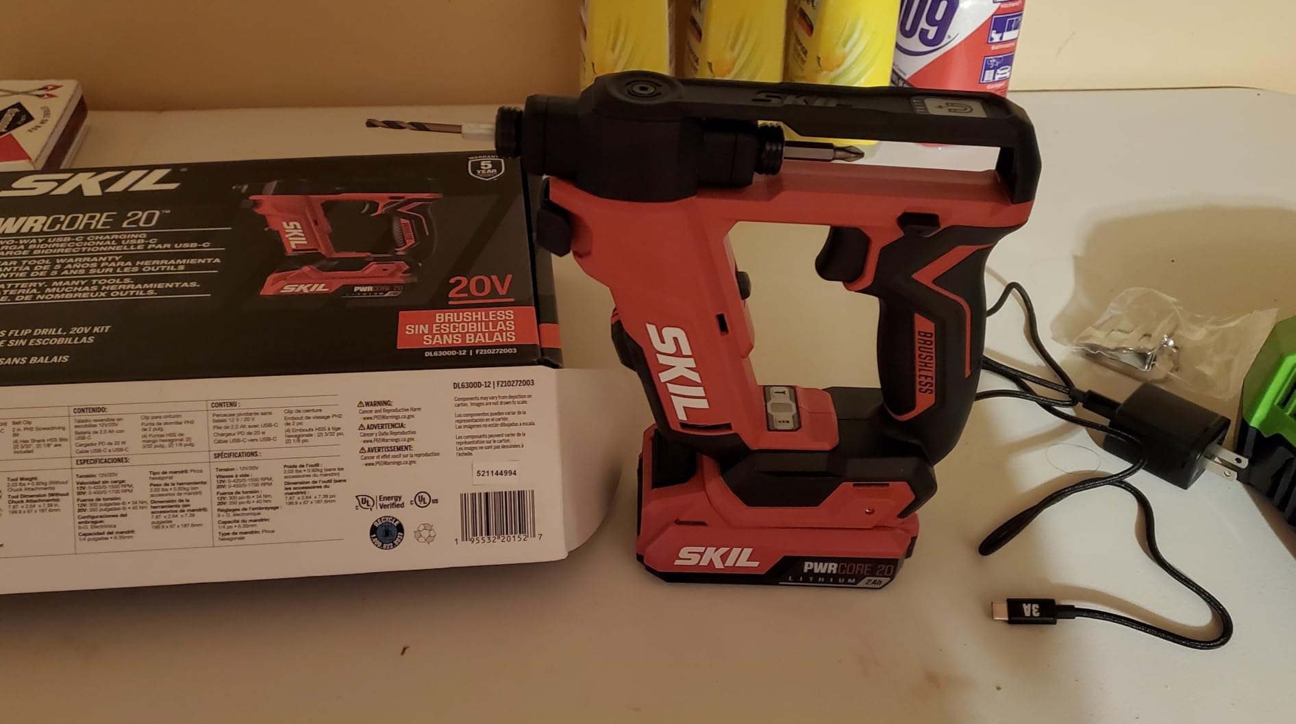 PWR CORE 20 Brushless 20V Flip Drill Driver Kit with Double Collect Flip Head, Torque Settings & Magnetic On-board Storage, Includes 2.0 Ah USB-C Battery and Charger - DL6300D-12 customer photo 2