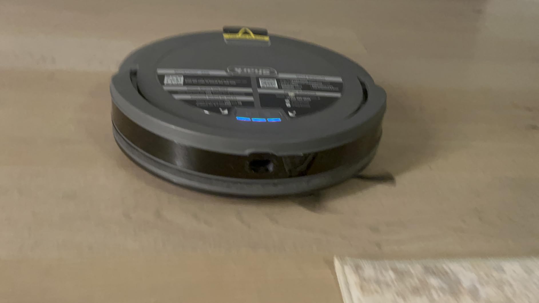 Shark Navigator Robot Vacuum and Self-Empty Base with Bagless 60-Day Capacity Self-Empty Base, SmartPath Navigation, Powerful Pet Hair Pickup, Anti-Hair Wrap, For Carpets & Hard Floors, Grey, RV2120AE customer photo 2