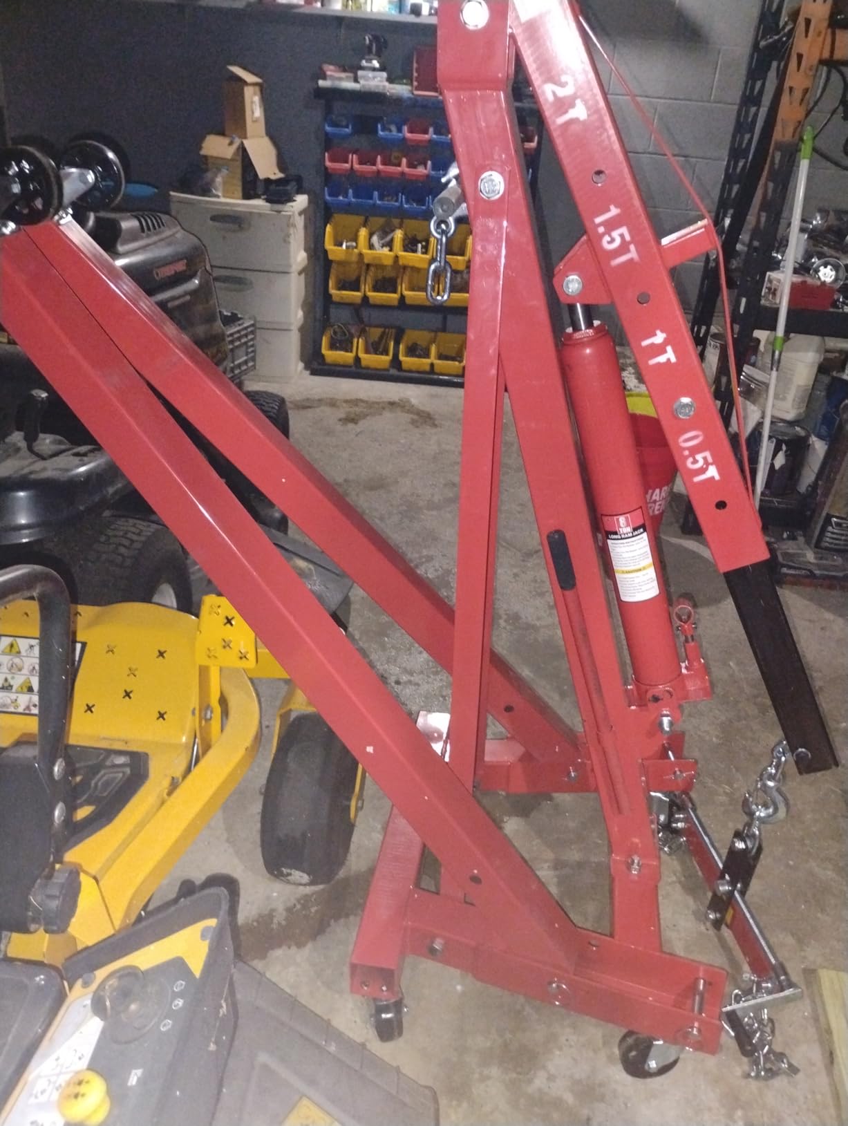 2-Ton Hydraulic Shop Crane Folding Engine Hoist with Lever, 4400Lbs Capacity w/6 Steel Casters - Heavy-Duty Portable Car Lift for Truck Engines, Boat Motors, Farm Equipment (Net Wt. 168 lbs) customer photo 1
