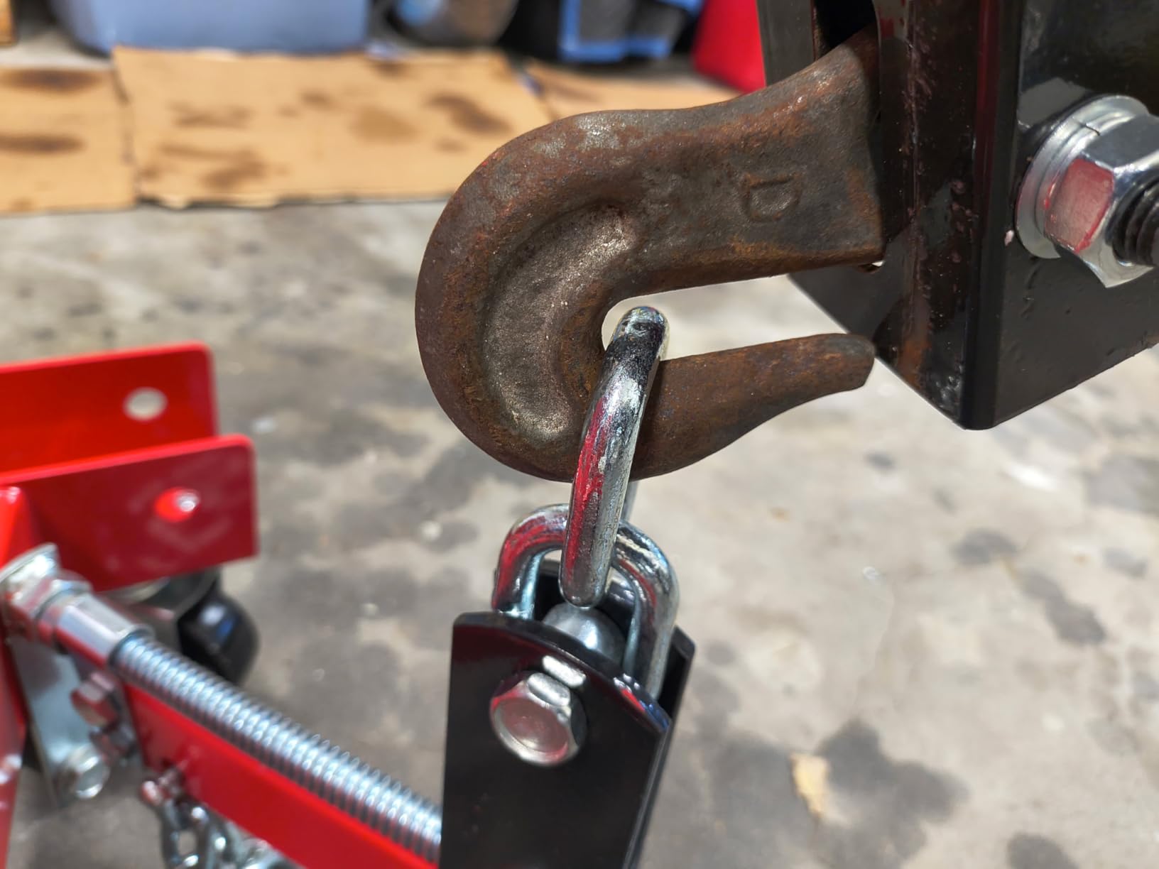2-Ton Hydraulic Shop Crane Folding Engine Hoist with Lever, 4400Lbs Capacity w/6 Steel Casters - Heavy-Duty Portable Car Lift for Truck Engines, Boat Motors, Farm Equipment (Net Wt. 168 lbs) customer photo 2