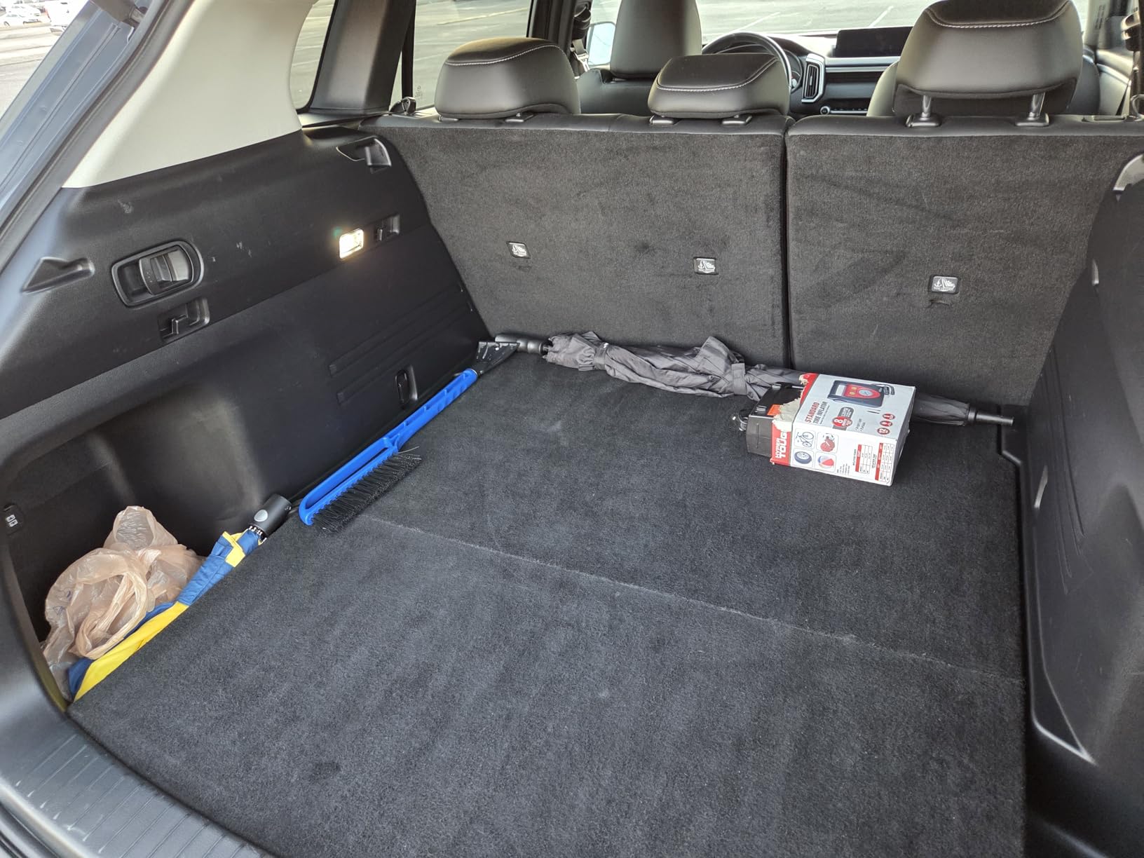 Chemical Guys Car Interior Detailing Kit - VRP Protectant, Nonsense Cleaner, Streak Free Glass Cleaner, 3 Detailing Brushes, 3 Towels, 2 Applicators, 11-Items customer photo 1
