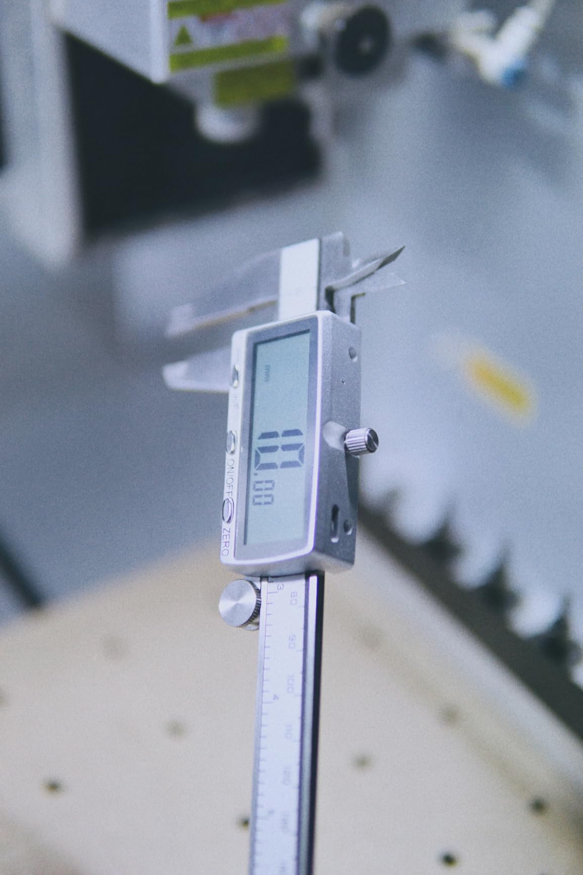 HARDELL Digital Caliper, Rechargeable Calipers with Large LCD Screen, Stainless Steel Caliper Measuring Tool, Auto-Off customer photo 1