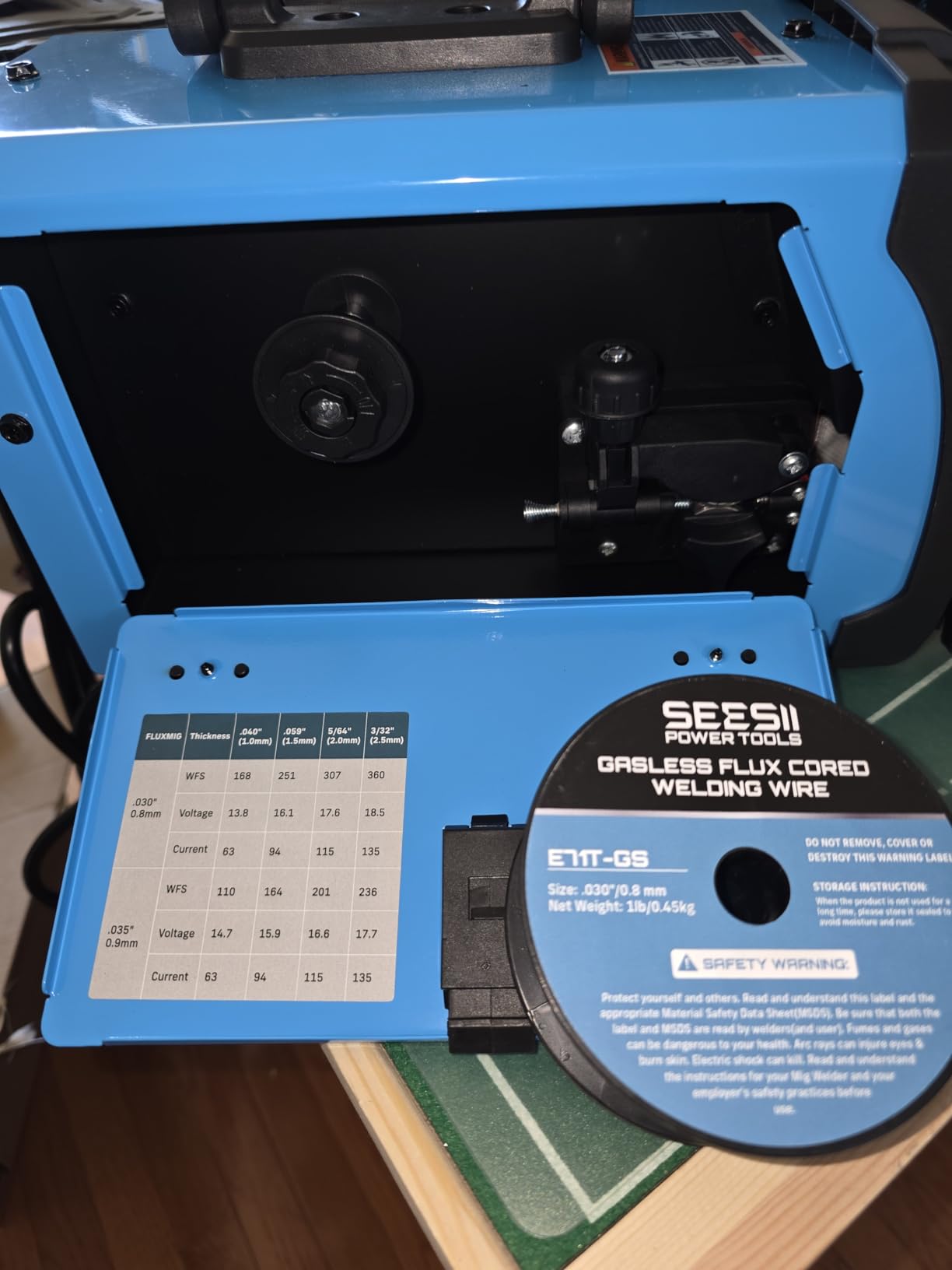 SEESII 135A MIG Welder 110V - 3-in-1 Gasless Flux Core/Lift TIG/Stick Welding Machine, 7.7lbs Portable IGBT Inverter, Large Digital Display Multi Process Welder customer photo 2