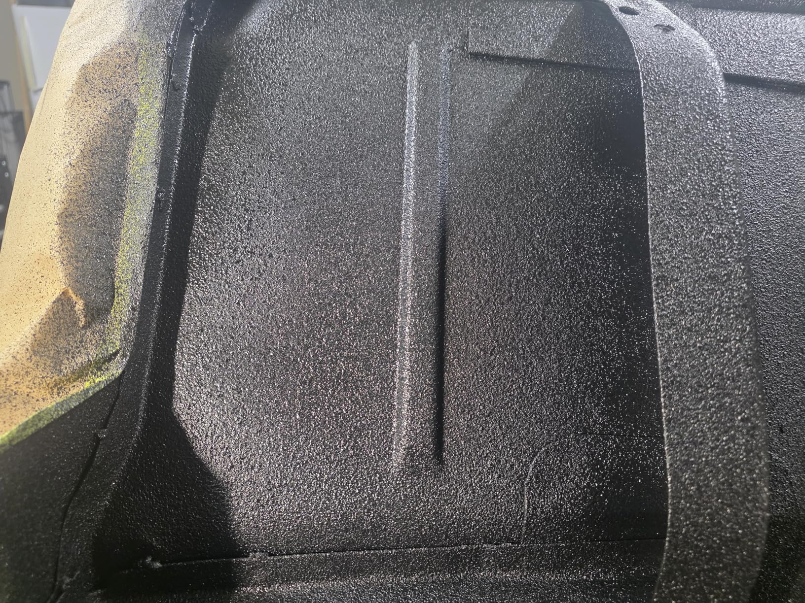U-POL Raptor Black 0820VG with Spray Gun Bed Liner Kit - 4 Quarts, 2K Urethane, UV Resistant Protective Coating customer photo 2
