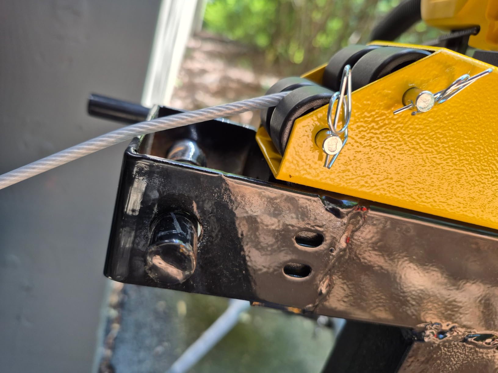 Genuine GORILLA-LIFT 2-Sided Trailer Tailgate Lift Assist customer photo 2