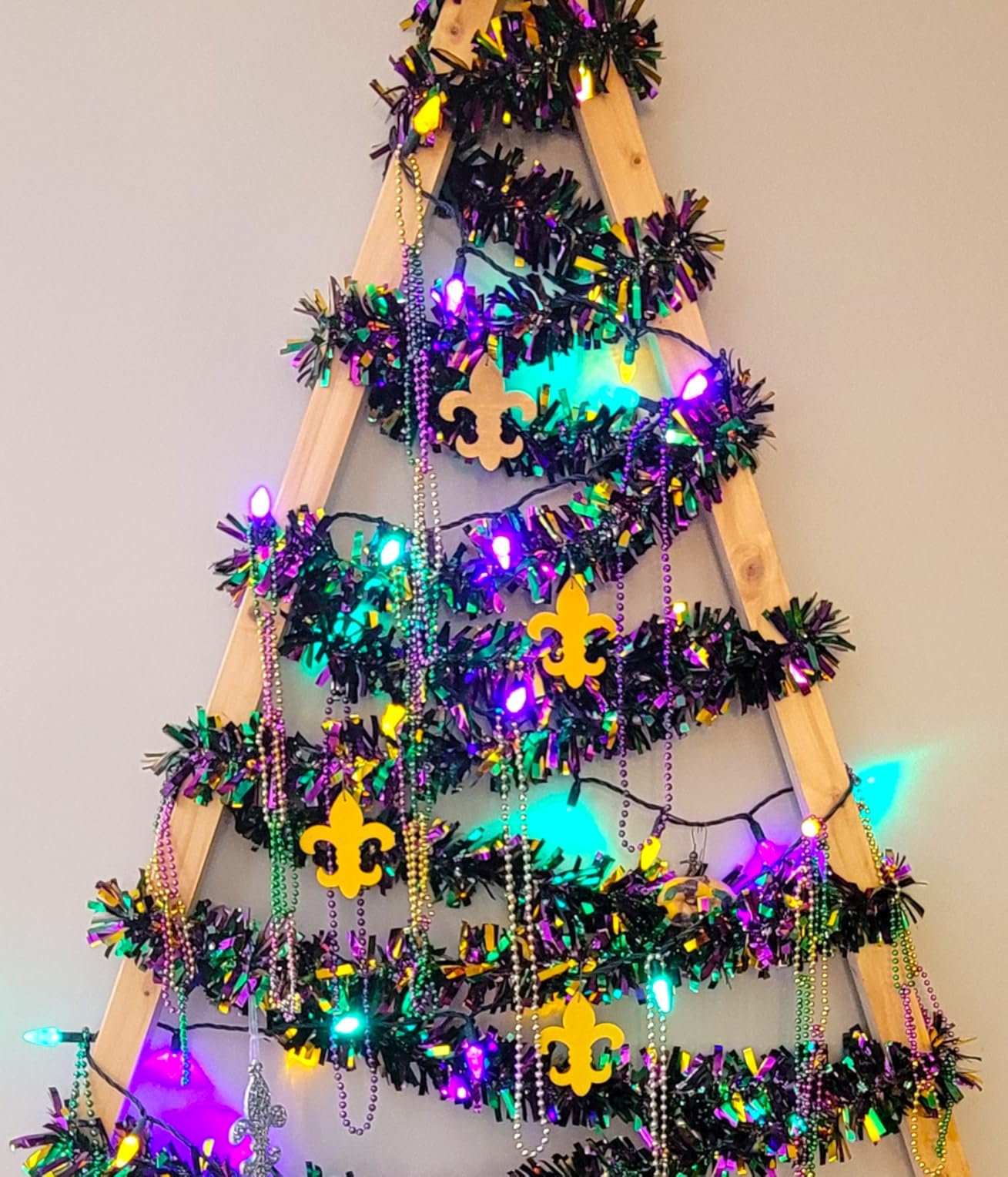 Novelty Lights 24FT 70 LED C6 Christmas String Lights, Outdoor Tree Commercial Grade LED Lights, Permanent Christmas Decorations (Warm White) customer photo 2