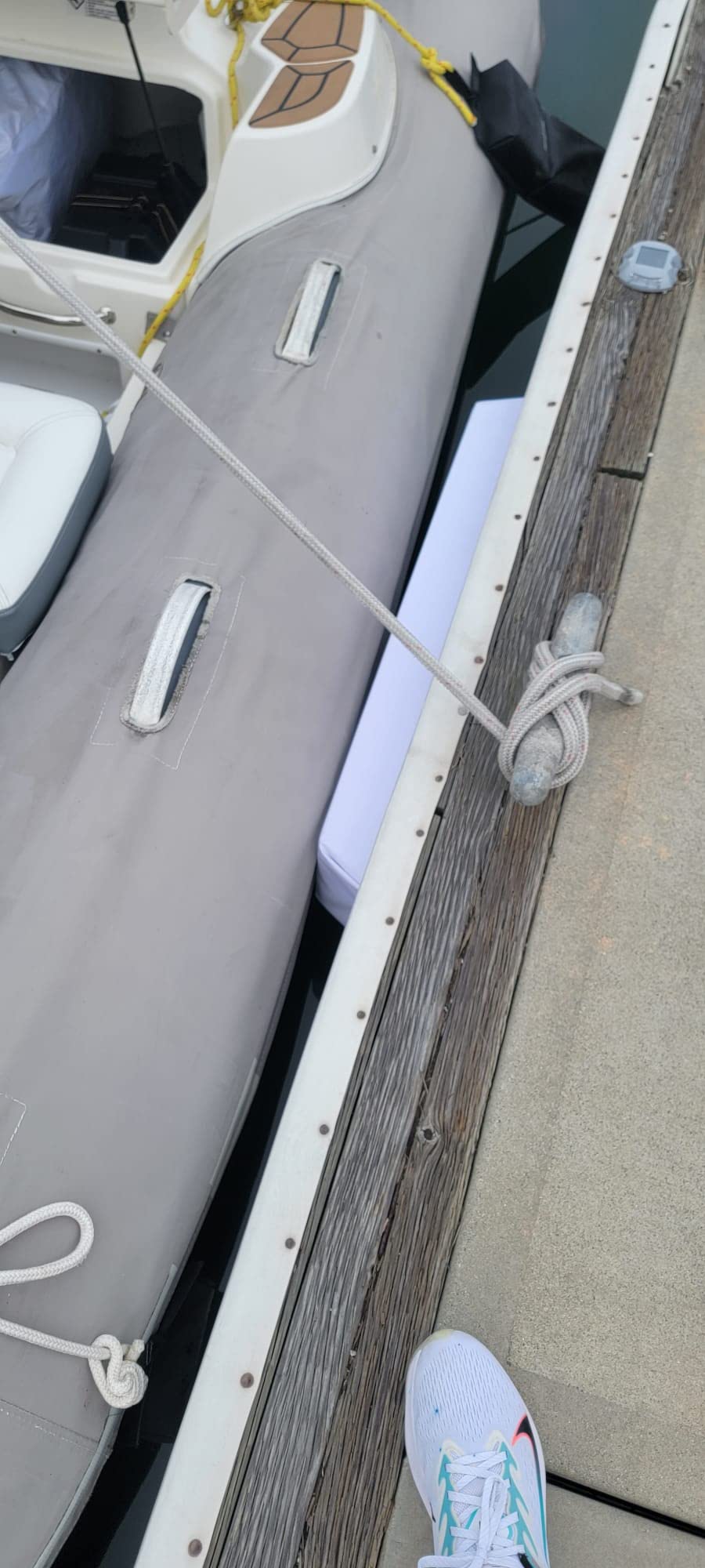 Hull Hugr Dock Bumper, 36-Inch, Marine Dock Bumper, White customer photo 1