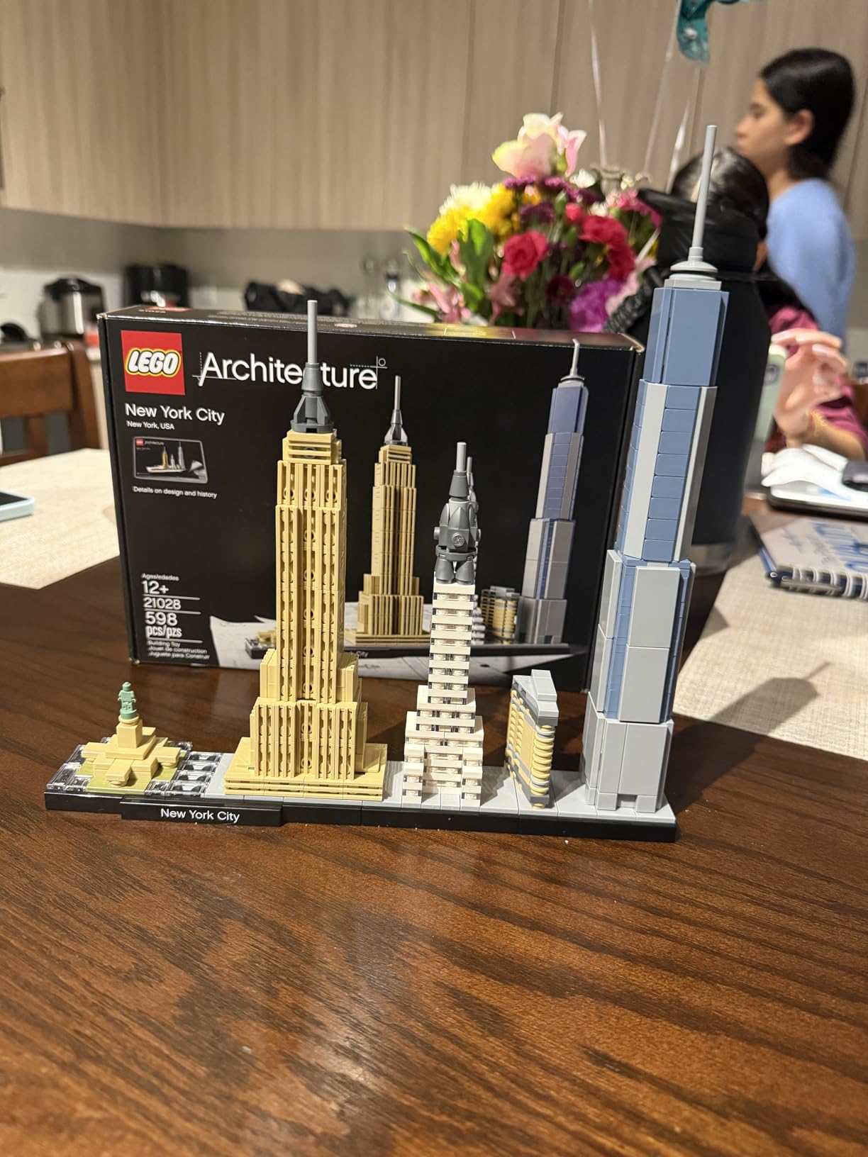 LEGO Architecture New York City Model Kit 21028 - Bedroom or Office Decor for Kids & Adults, Ages 12+ - Building Blocks to Display - NYC Gift & Souvenir Ideas customer photo 1