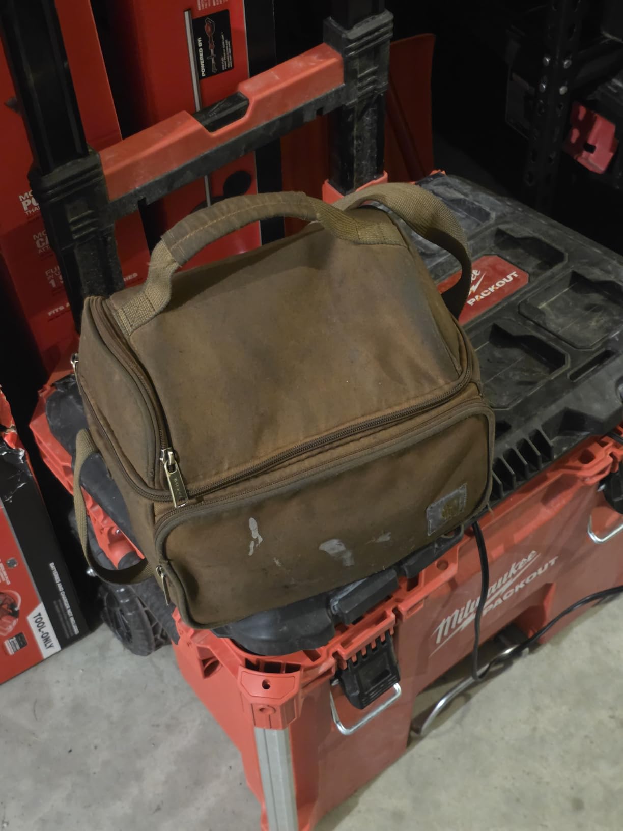 Carhartt Camping Cooler, Worksite Lunchbox, Soft Shell Lunch Bag for Construction Sites, Work and Everyday Use, Brown customer photo 1