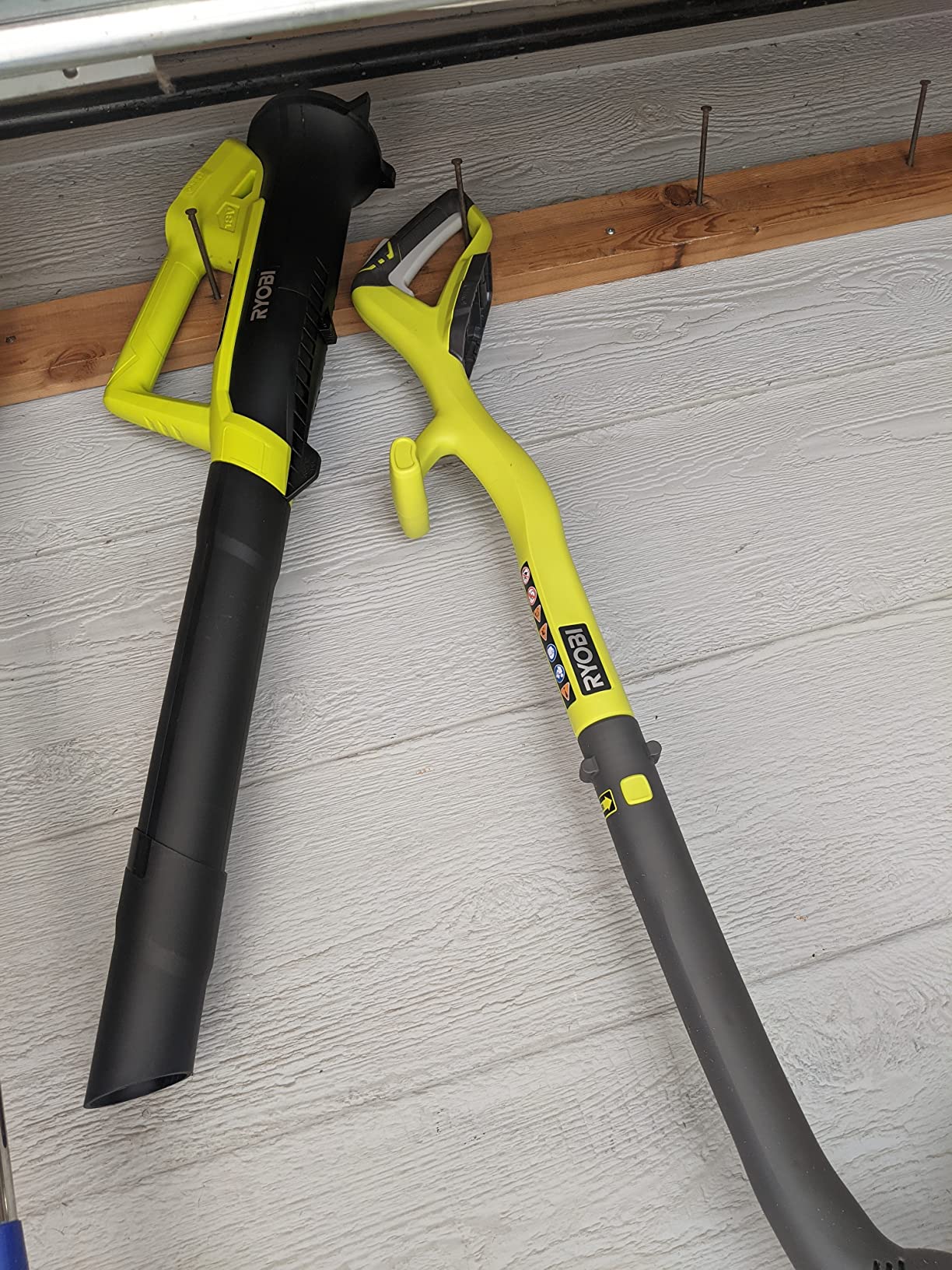 Ryobi One ONE+ 18-Volt Lithium-Ion String Trimmer/Edger and Blower Combo Kit 2.0 Ah Battery and Charger Included customer photo 1