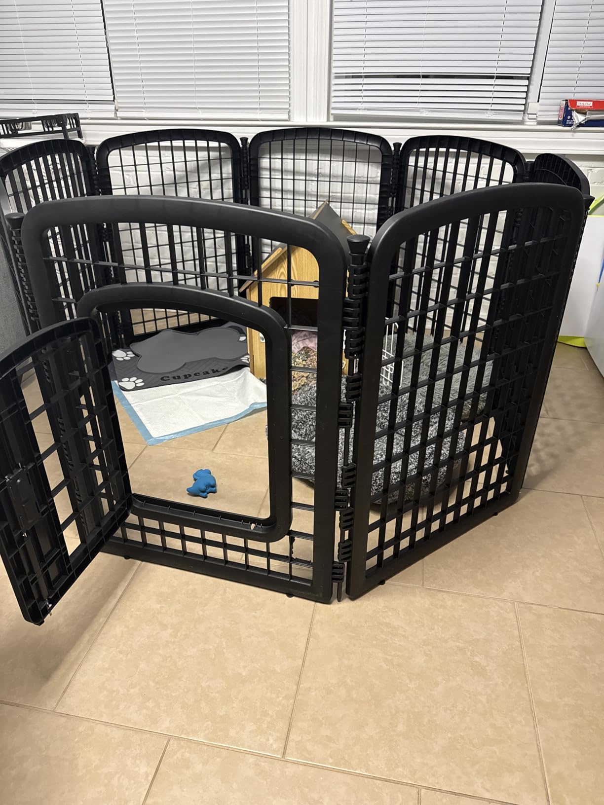 Amazon Basics 8-Panel Octagonal Plastic Dog Playpen, Indoor/Outdoor Pet Fence with Gate, Exercise Pen for Puppies and Small Animals, 28 inches, Grey customer photo 1