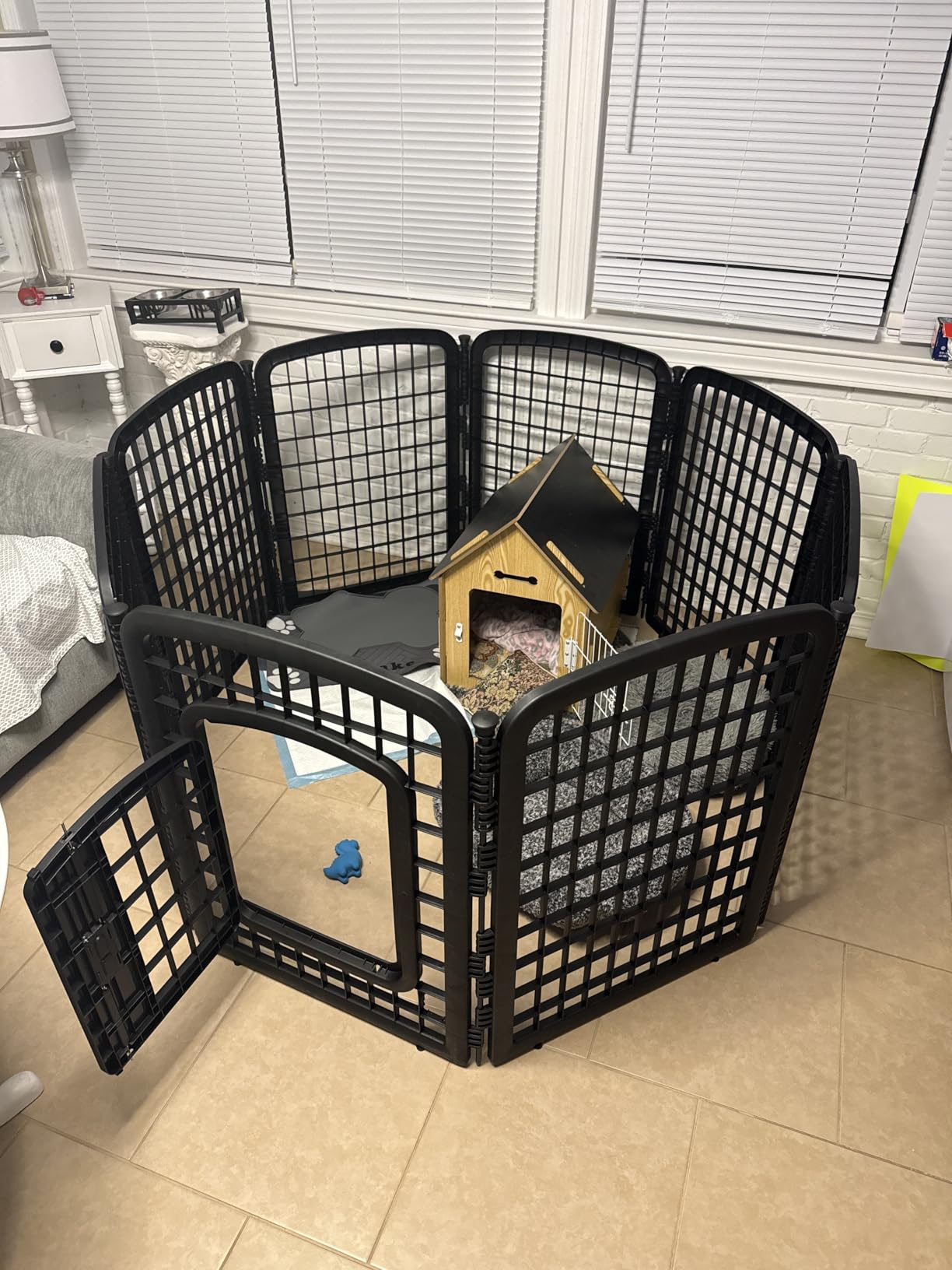 Amazon Basics 8-Panel Octagonal Plastic Dog Playpen, Indoor/Outdoor Pet Fence with Gate, Exercise Pen for Puppies and Small Animals, 28 inches, Grey customer photo 2