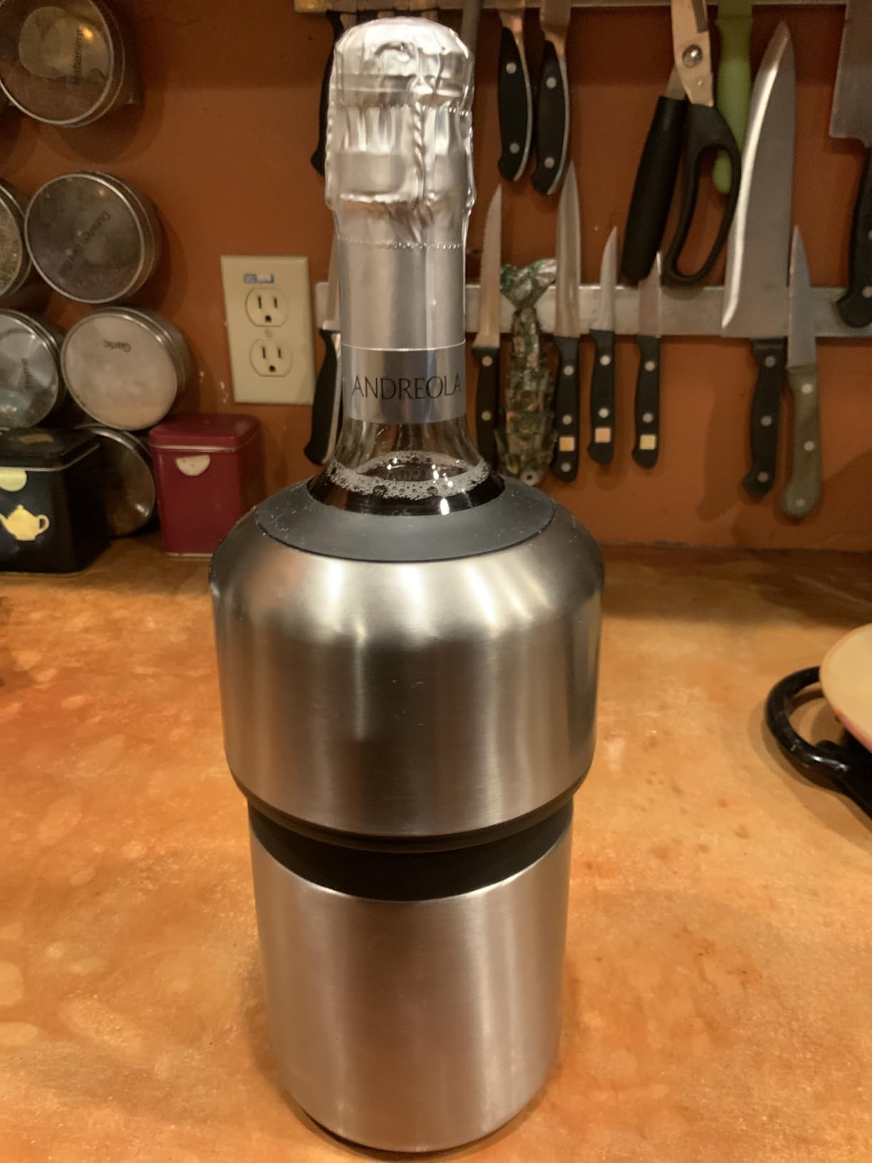 Huski Wine Chiller | Award Winning Iceless Design | Keeps Wine Cold up to 6 Hours | Perfect Gift for Wine Lovers customer photo 2