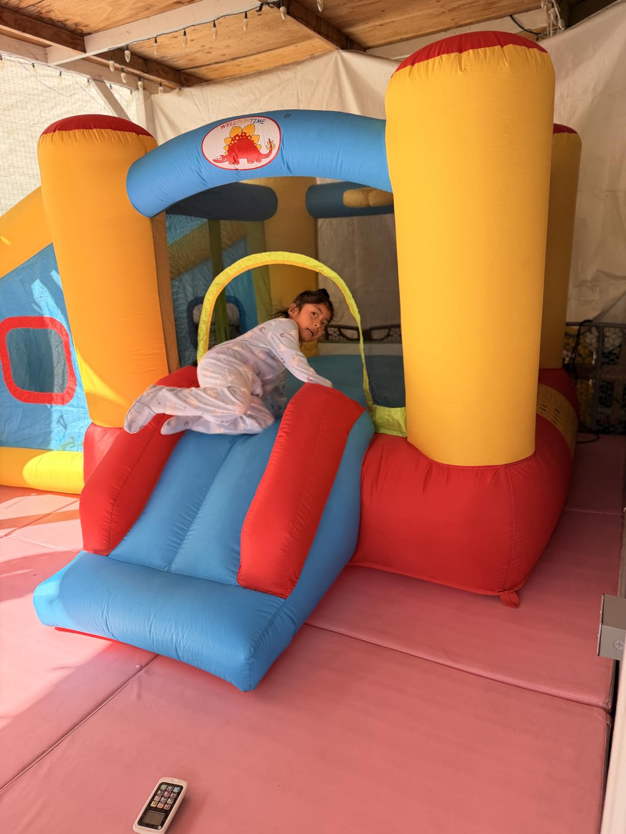 WELLFUNTIME Inflatable Bounce House with Blower, Bouncy Castle & Jumping Castle Slide, Kids Bouncer with Ball Pit, Basketball Rim, Dart Target Game customer photo 1