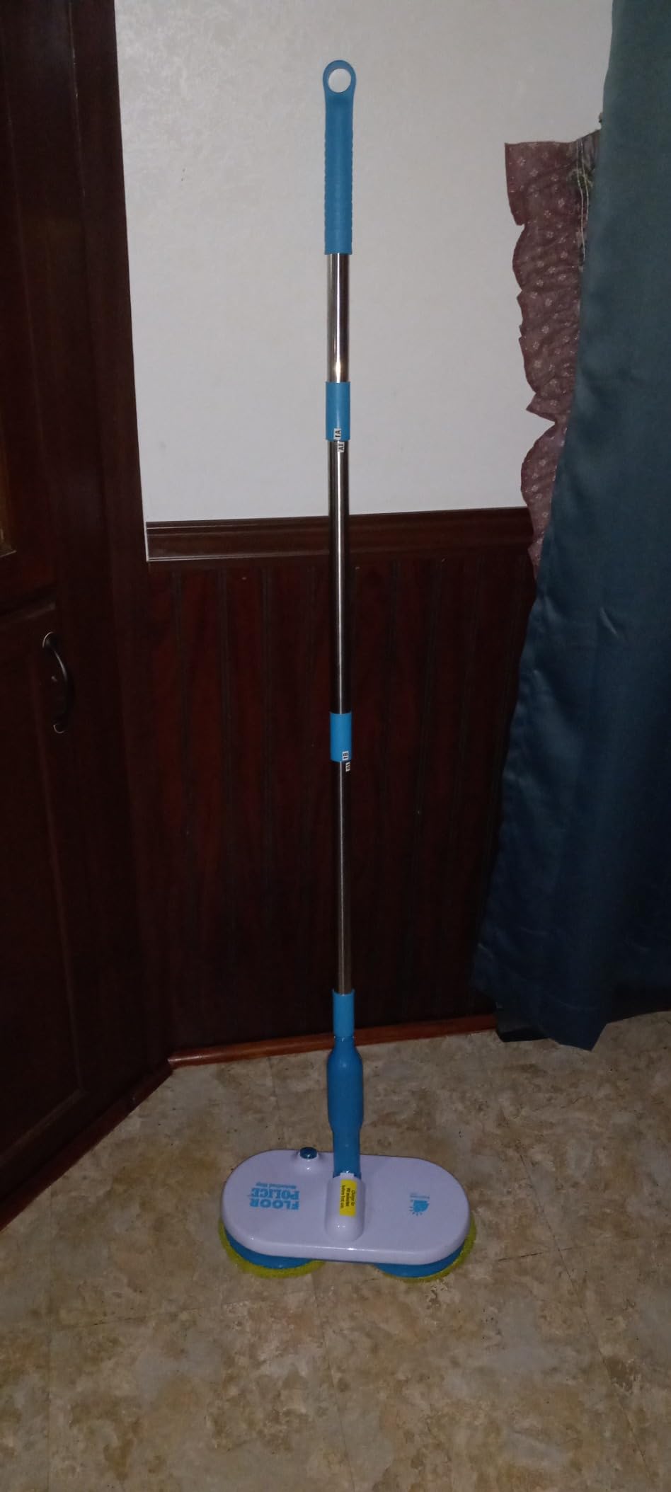 Original As Seen On TV Floor Police Mop with Motorized Dual Spinning Mopheads & 6 Unique Cleaning Pads by BulbHead, Lightweight, Rechargeable & Cordless, Great Hardwood Floor and Tile Cleaner customer photo 1