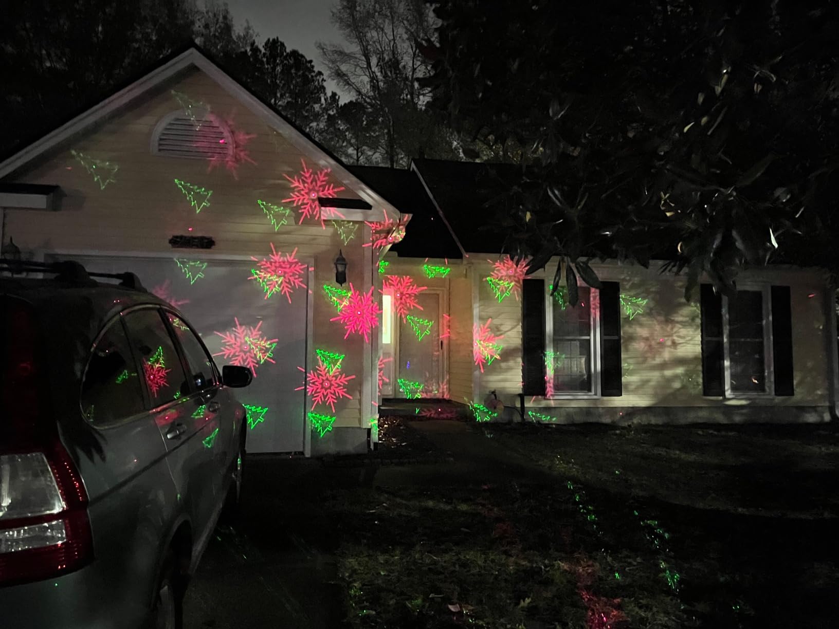 Christmas Projector Lights Outdoor, Led Christmas Laser Lights Landscape Spotlight Red and Green Star Show with RF Wireless Remote customer photo 2