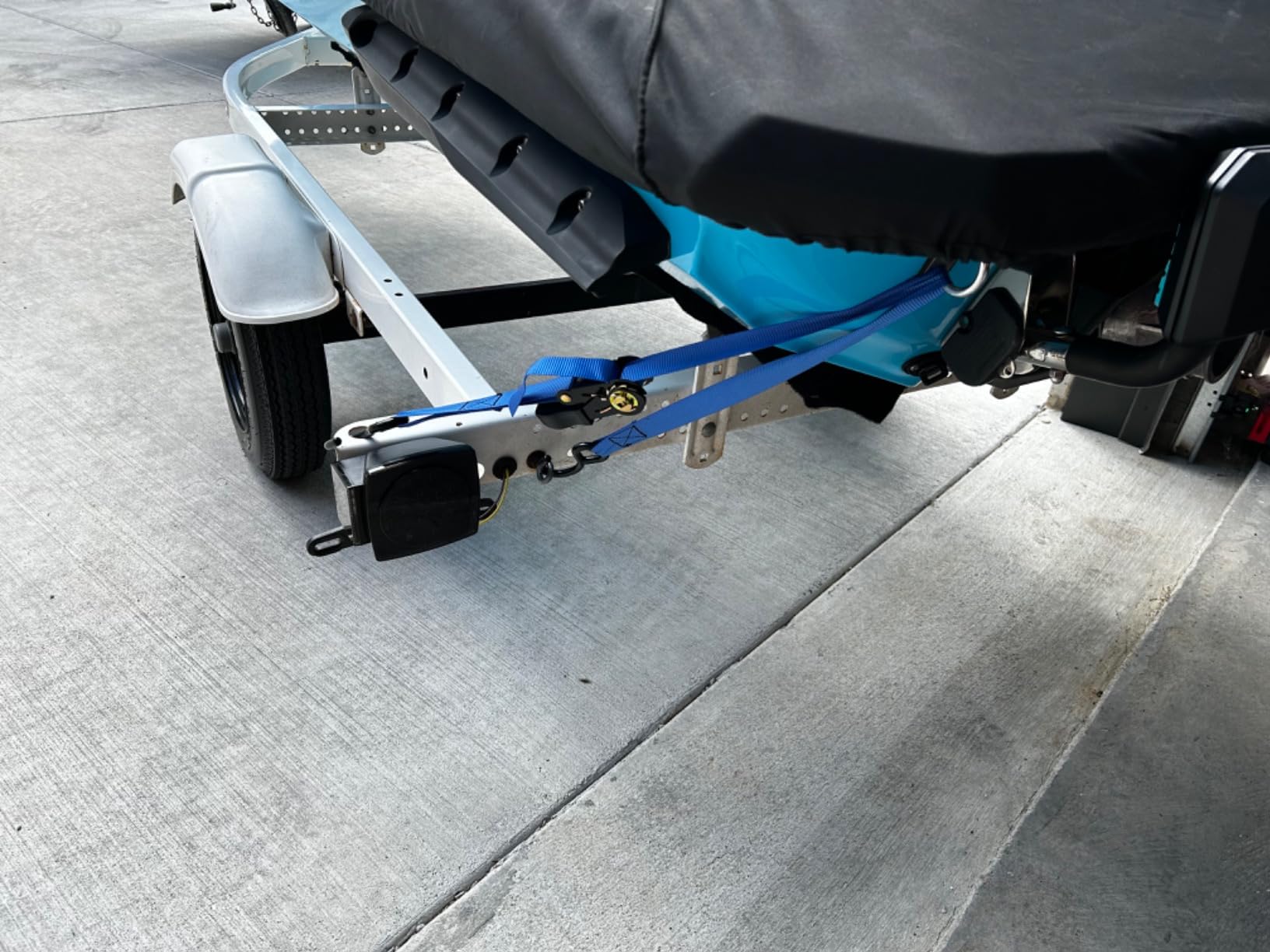 PAULINN Boat Trailer Tie-Downs Straps 1 Inch x 4 FT, 2400 LBS Heavy Duty Adjustable Transom Tie Down Straps Ratchet w/Quick Release Buckle & Anti-Scratch Hooks, for Trailer Marine Jet Ski Pontoon customer photo 2