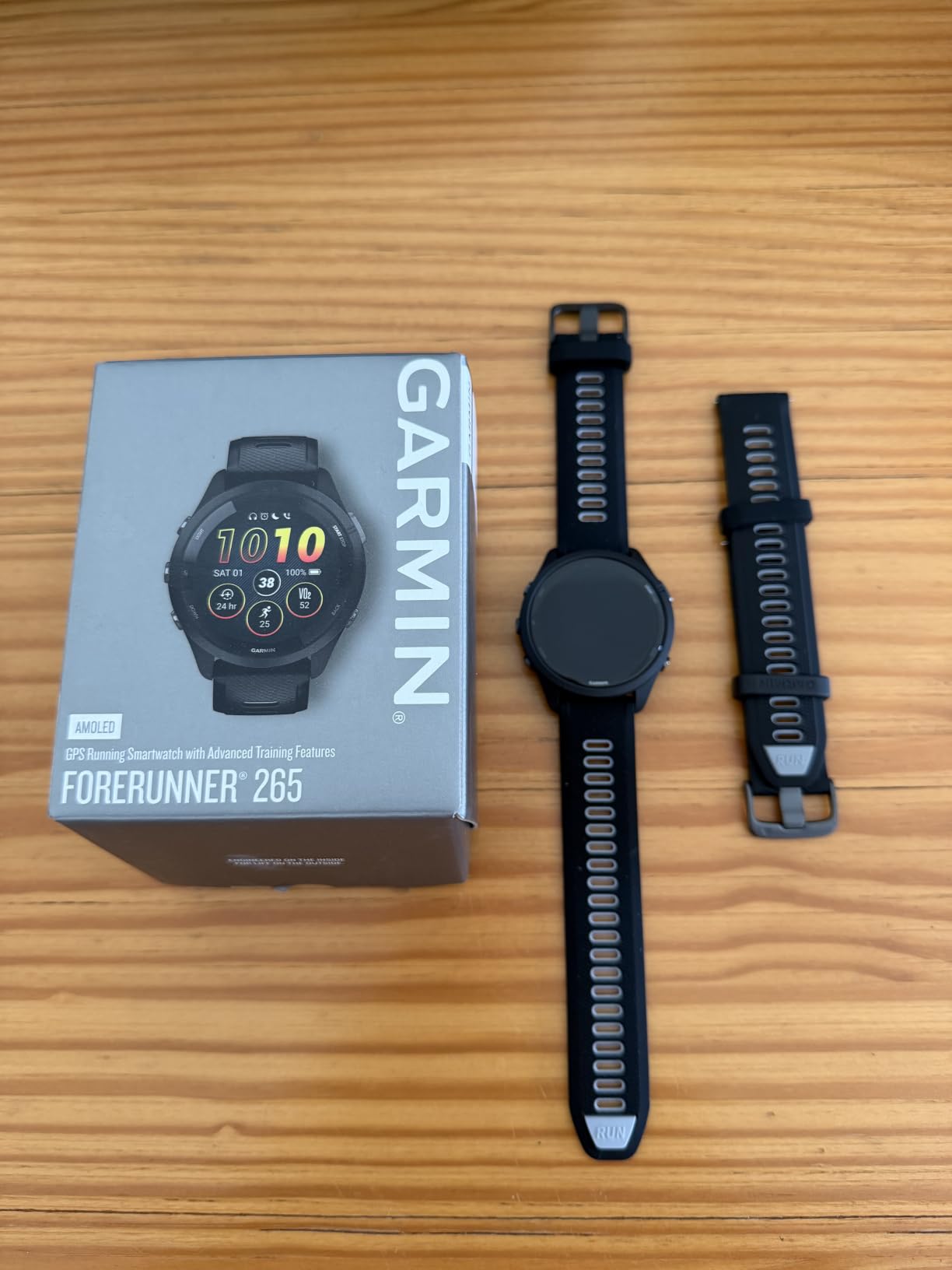 Garmin Forerunner 265 Running Smartwatch, Colorful AMOLED Display, Training Metrics and Recovery Insights, Black and Powder Gray customer photo 1