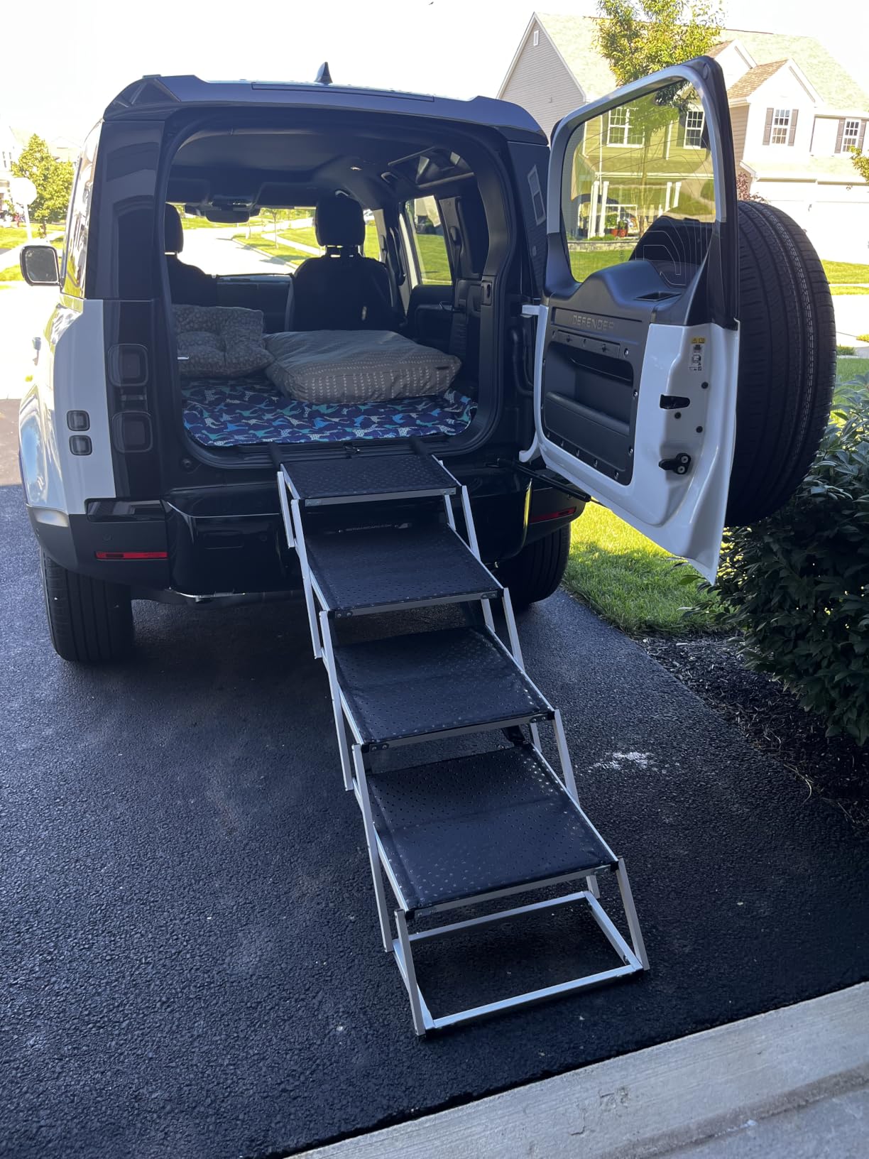 Extra Wide Dog Stairs for Large Dogs, Foldable Dog Ramp for Car with Non-Slip Surface, Dogs Stairs for Cars, High Beds, Truck, Supports up to 250 lbs, 4 Steps customer photo 1
