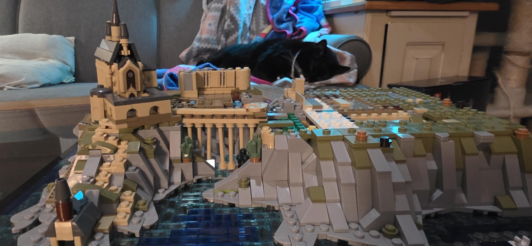 LEGO Harry Potter Hogwarts Castle and Grounds 76419 Building Set, Gift Idea for Adults, Buildable Display Model, Collectible Harry Potter Playset, Recreate Iconic Scenes from The Wizarding World customer photo 1