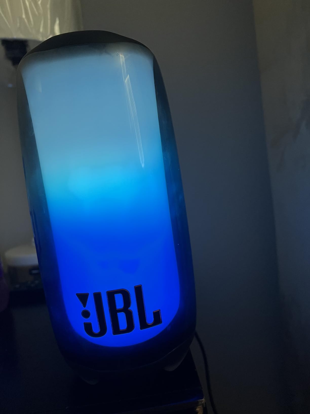 JBL Pulse 5 Portable Bluetooth Speaker with Dazzling Light Show - Black (Renewed) customer photo 1