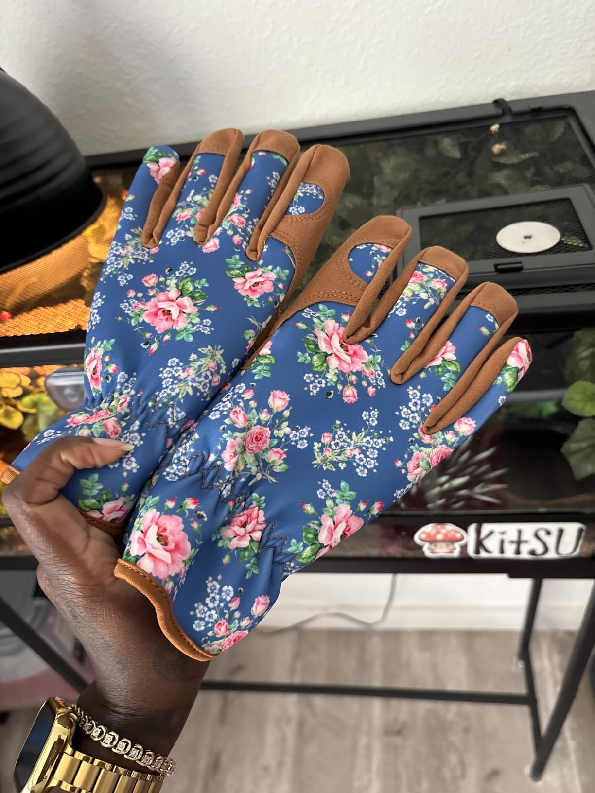 Trifabricy Gardening Gloves for Women, Breathable Leather Garden Gloves with Grip, Thorn-Proof Puncture-Resistant Work Gloves customer photo 1