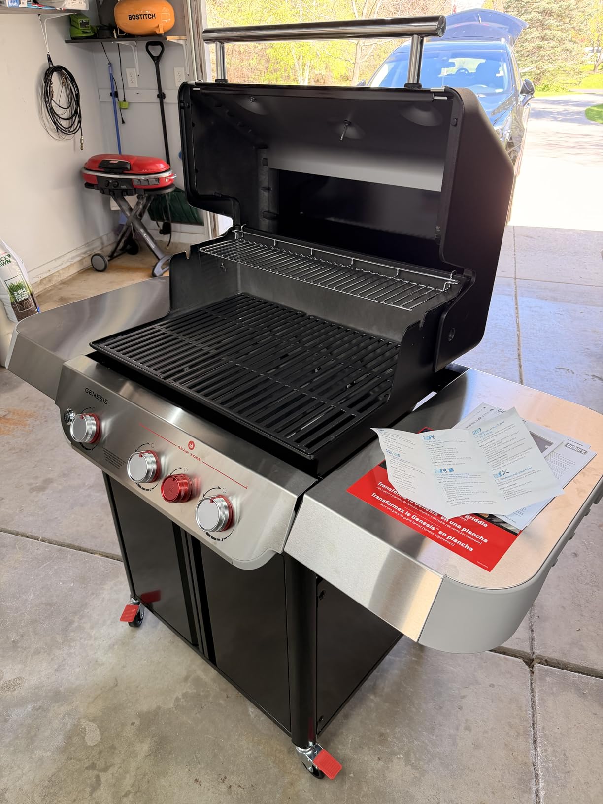 Weber Genesis E-325 Liquid Propane Gas Grill for Outdoor Cooking, 3 Burners, Black - Porcelain-Enameled, Cast-Iron Grates, PureBlu Burners & Sear Zone customer photo 1