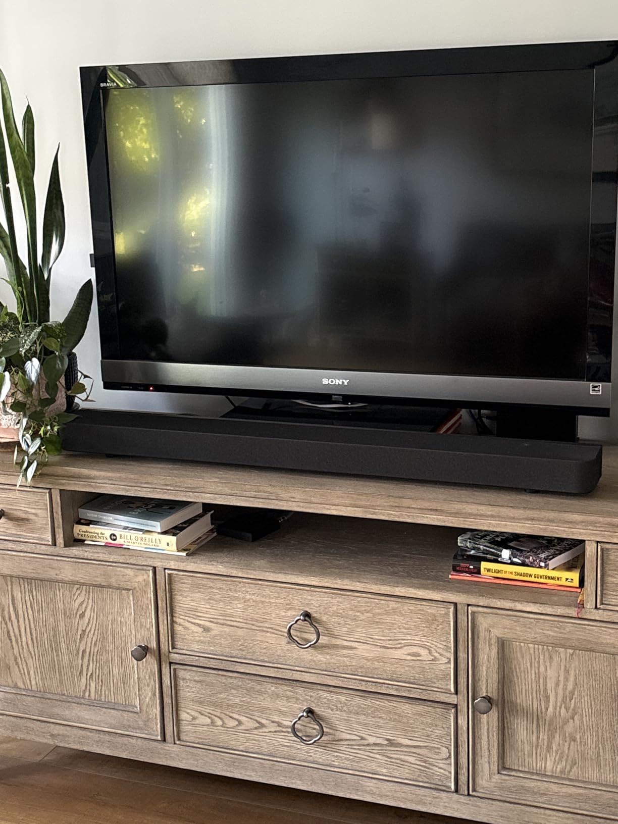 Sony BRAVIA Theater Bar 8 Soundbar for TV Surround Sound Home Theater 11 Speaker Soundbar, 360 Spatial Sound Mapping, Dolby Atmos/DTS:X, Dolby Vision, HDMI 2.1 (HT-A8000) customer photo 2