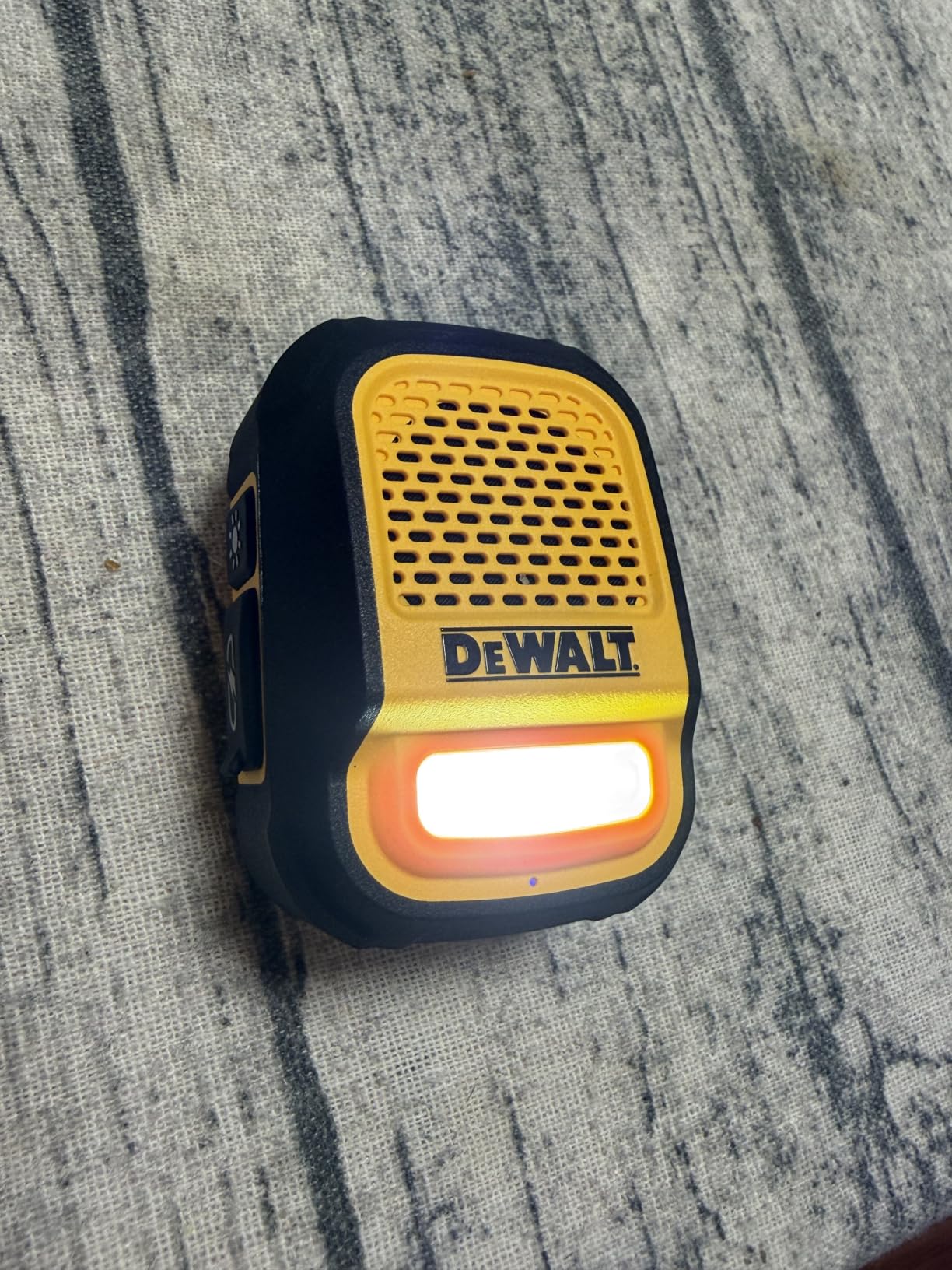 DEWALT Wearable Bluetooth Speaker, Clip-On Wireless Jobsite Pro Water-Resistant Portable Speaker (Non-Magnetic), Built-in Mic for Hands-Free Music/Calls, Bluetooth Speaker (Yellow) customer photo 1