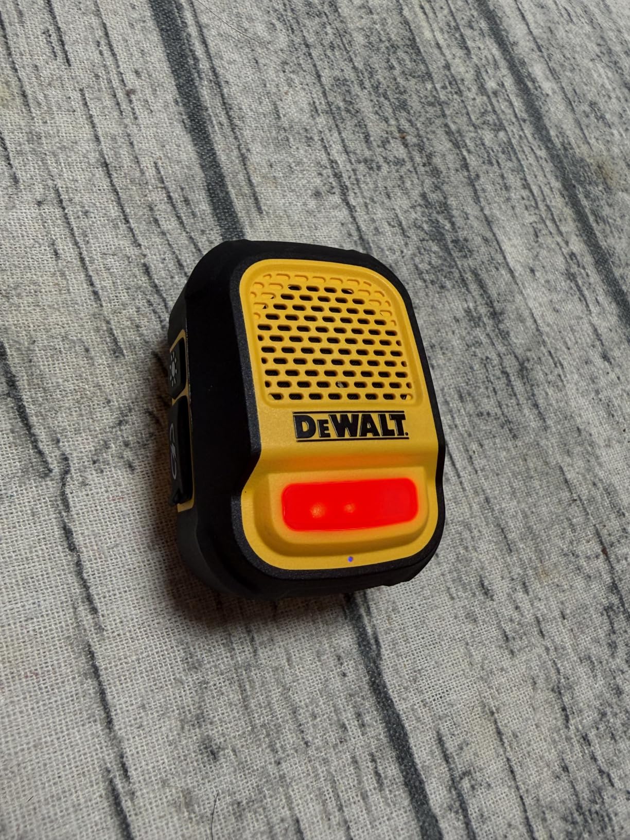 DEWALT Wearable Bluetooth Speaker, Clip-On Wireless Jobsite Pro Water-Resistant Portable Speaker (Non-Magnetic), Built-in Mic for Hands-Free Music/Calls, Bluetooth Speaker (Yellow) customer photo 2